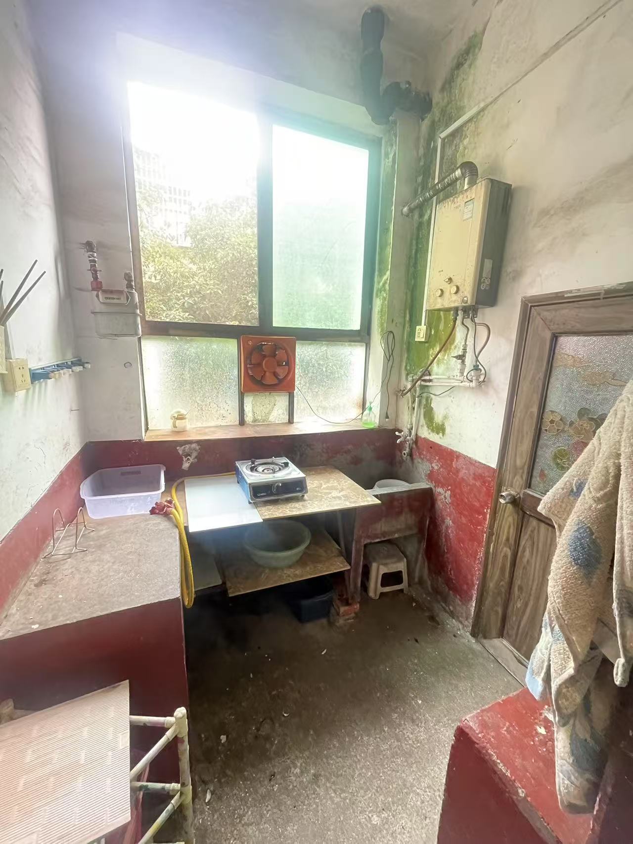 娄底市区物资局 1室1厅1卫 15.0万 娄底市区物资局 1室1厅1卫 15.0万客厅