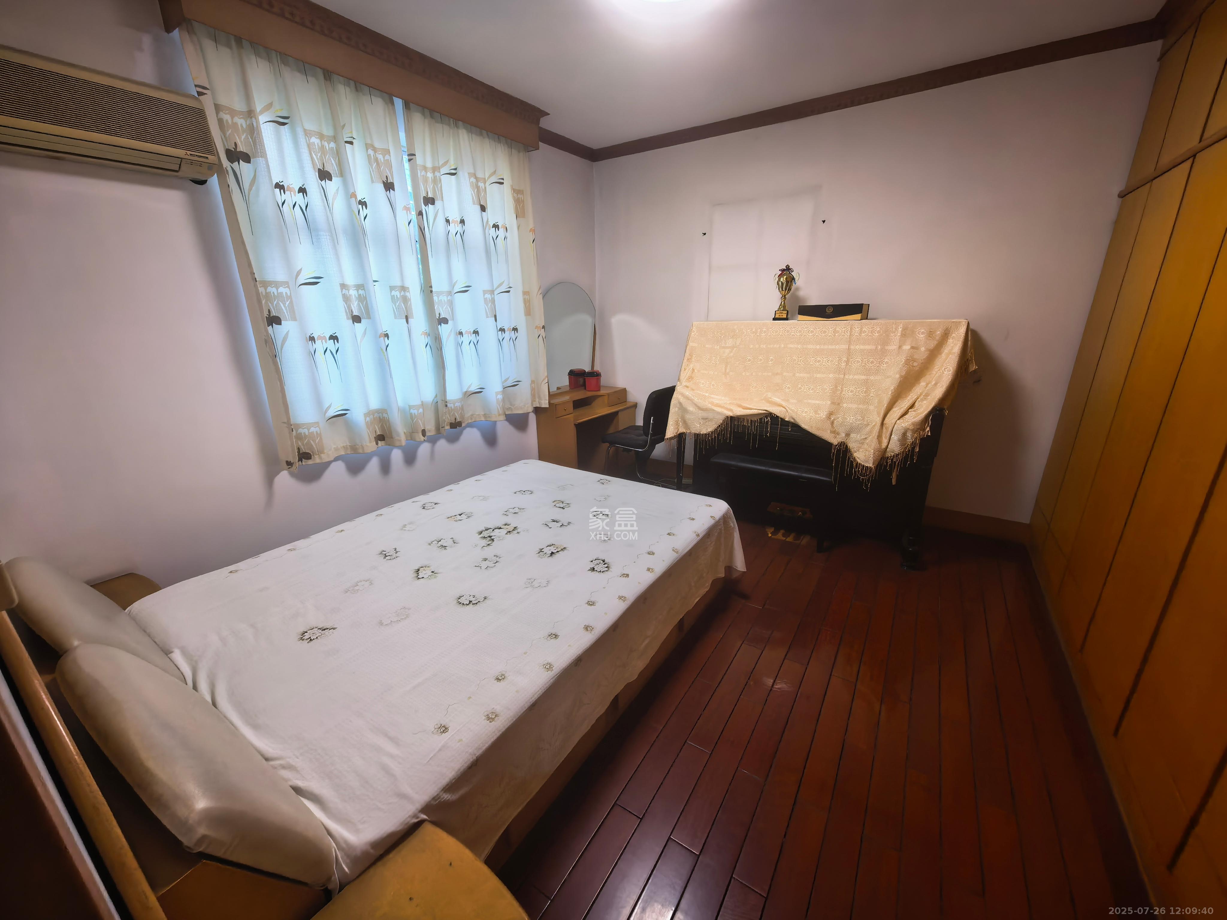 远东公寓  3室2厅2卫   2800.00元/月室内图