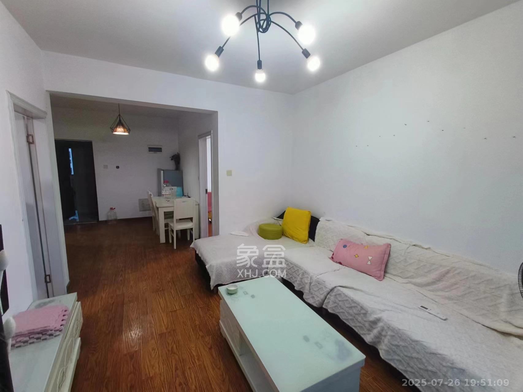 盛世耀凯  2室2厅1卫    2000.0元/月室内图