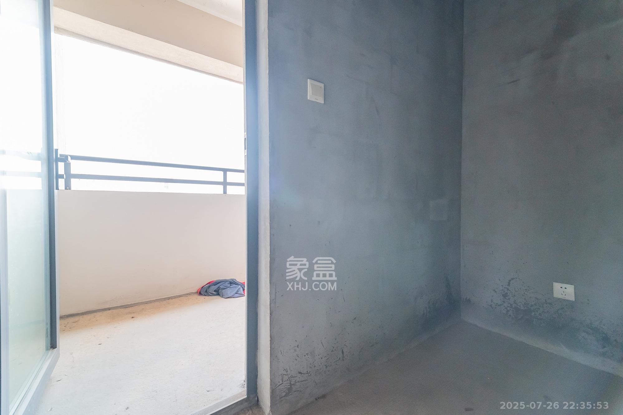 中建悦和城  4室2厅2卫   128.80万其他