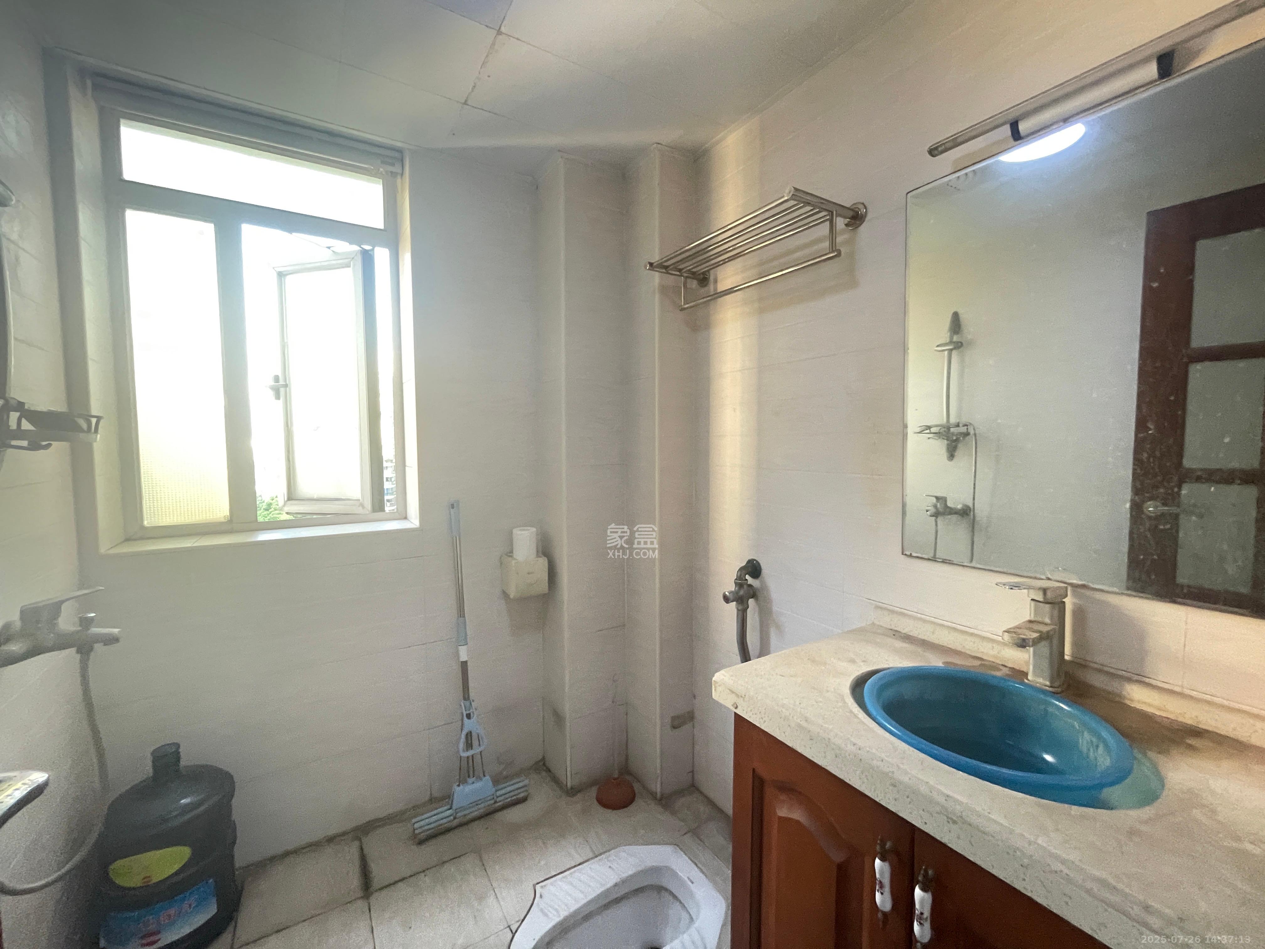 湘水和天下 2室2厅1卫 2300.0元/月 湘水和天下 2室2厅1卫 2300.0元/月室内图