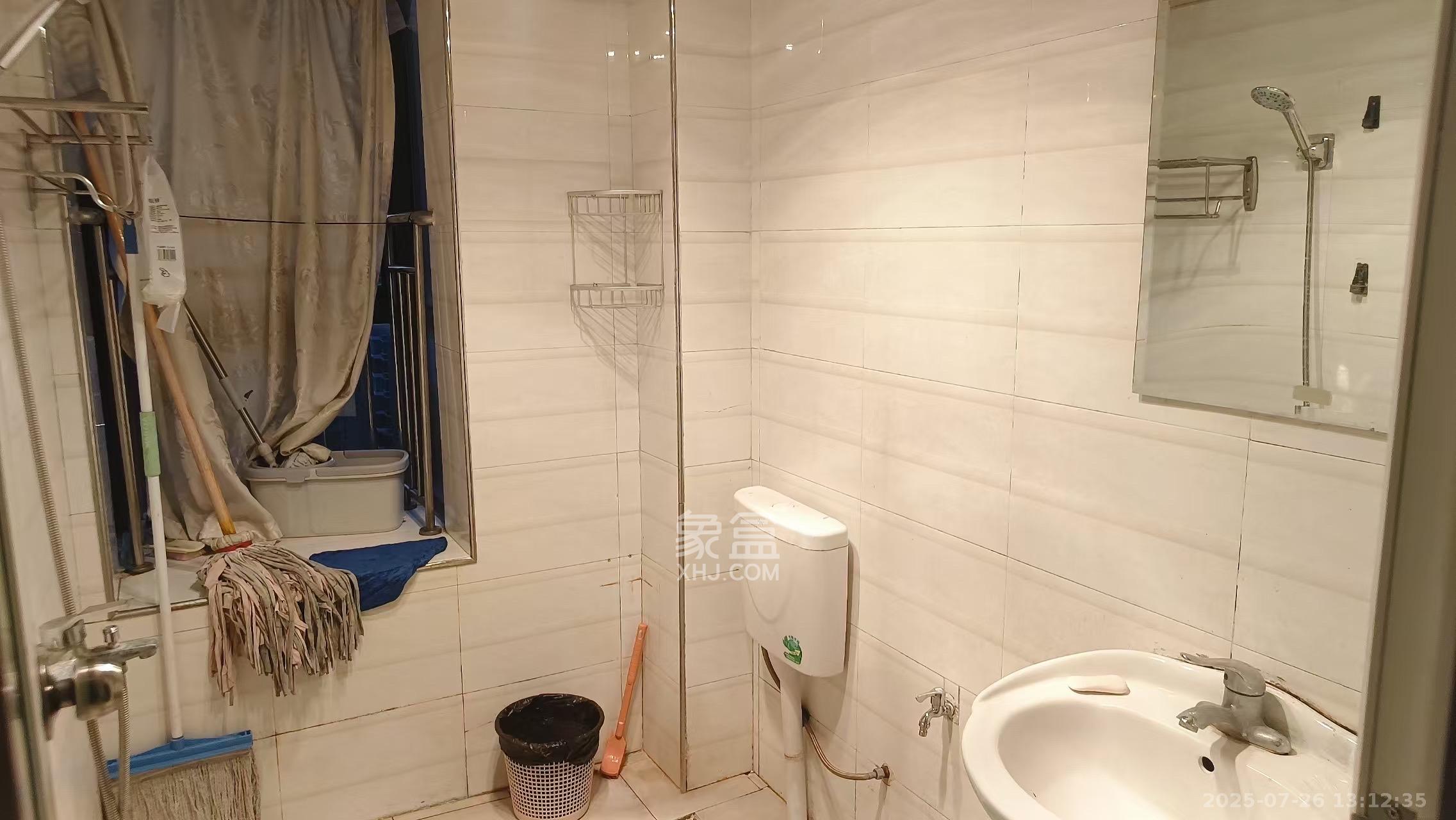 巢之恋 3室2厅1卫 2300.0元/月 巢之恋 3室2厅1卫 2300.0元/月室内图