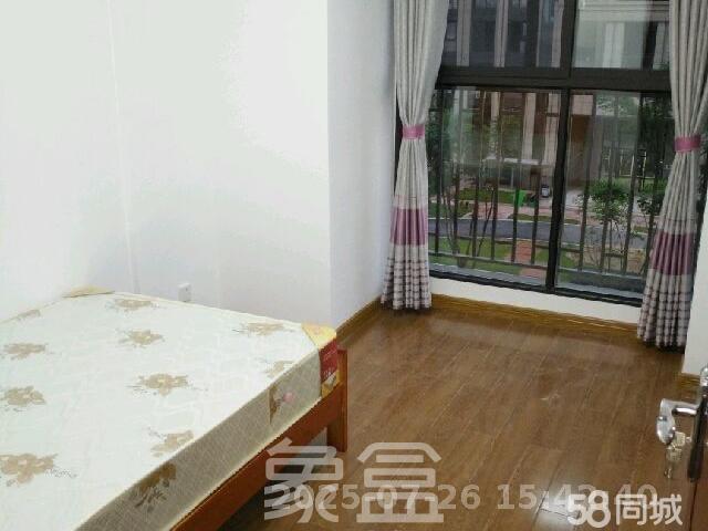 绿地之窗  2室1厅1卫    1800.0元/月室内图