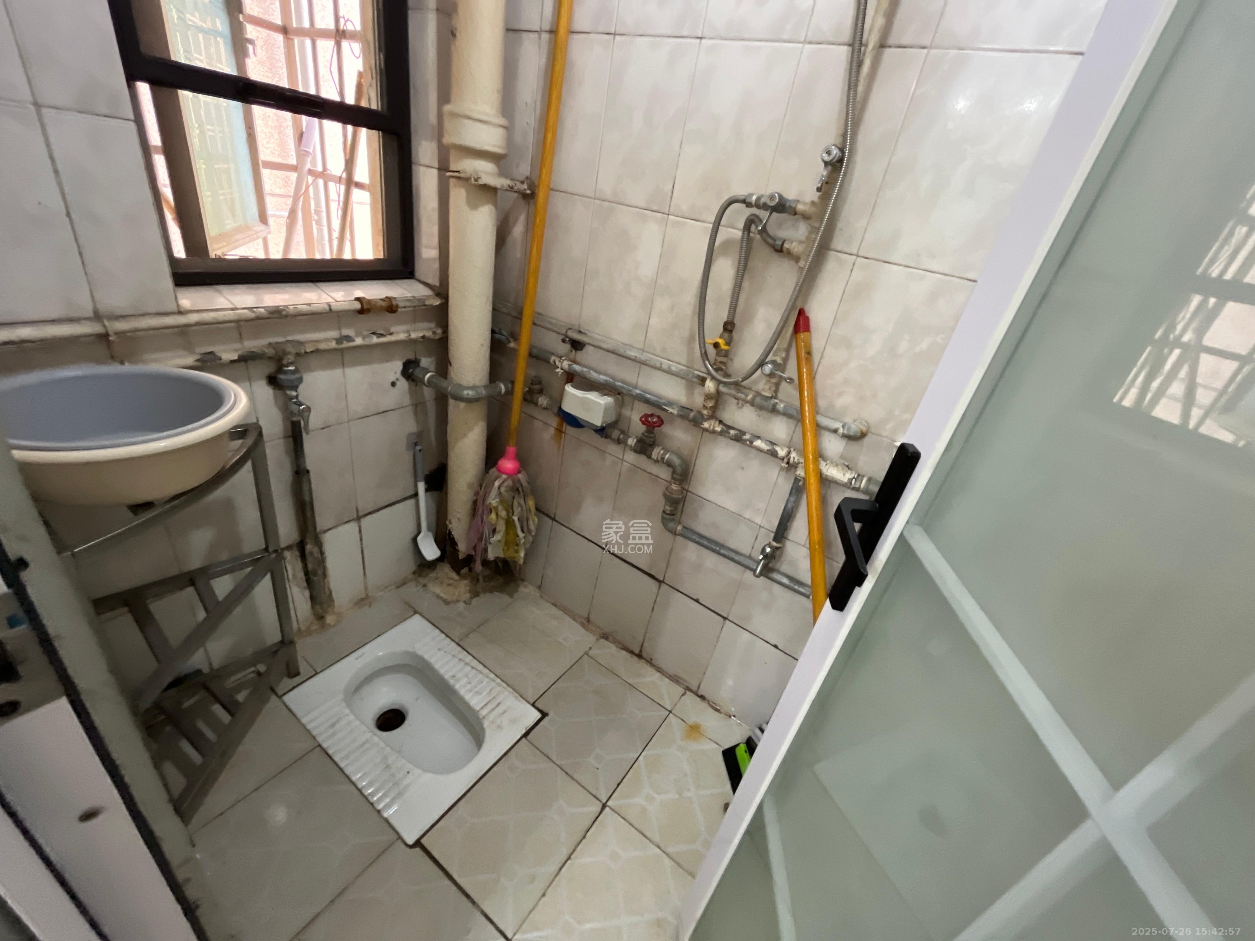 化工设计院 3室2厅1卫 1600.0元/月 化工设计院 3室2厅1卫 1600.0元/月室内图