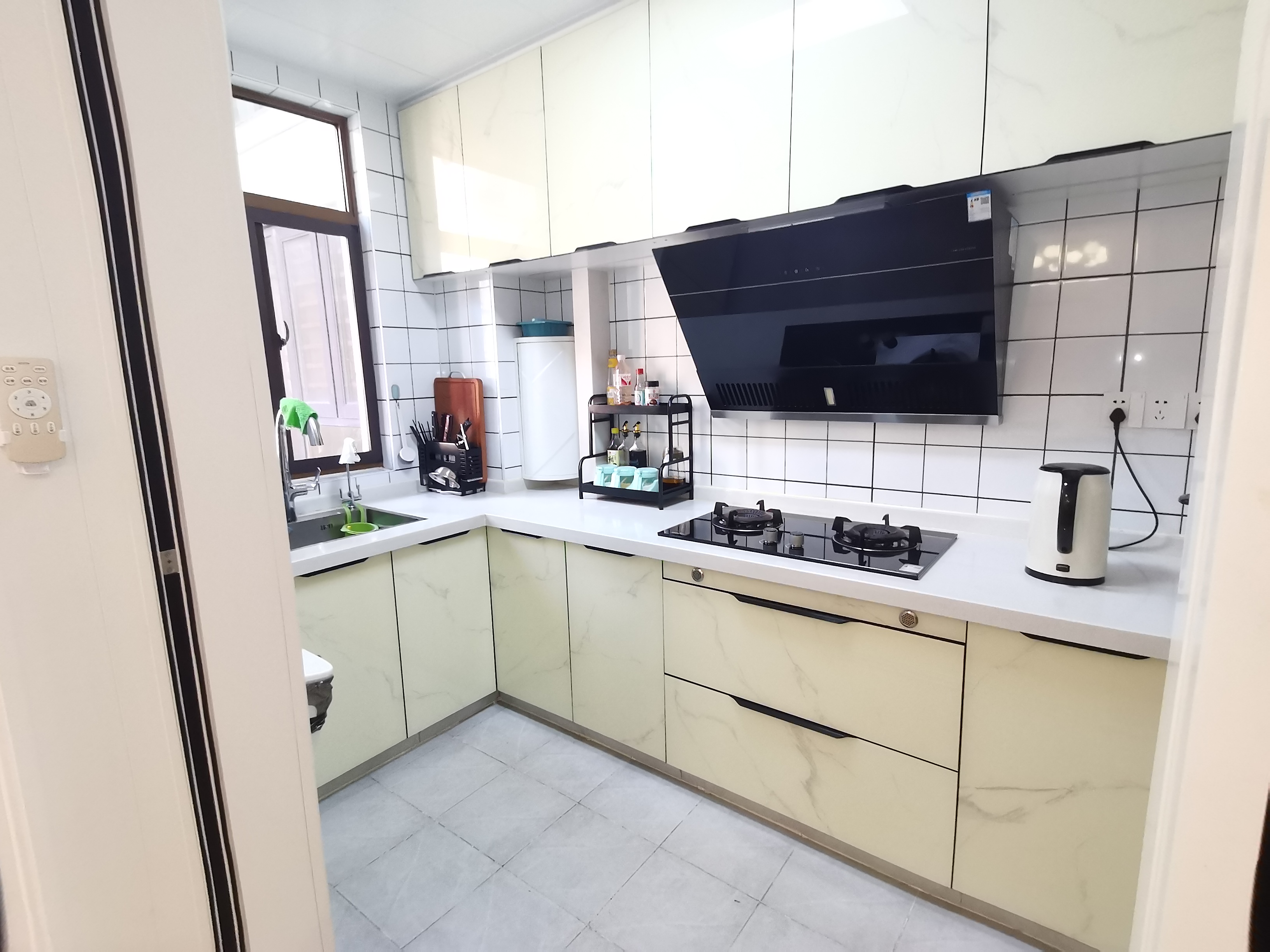 滨江花园 4室2厅2卫 98.0万 滨江花园 4室2厅2卫 98.0万室内图