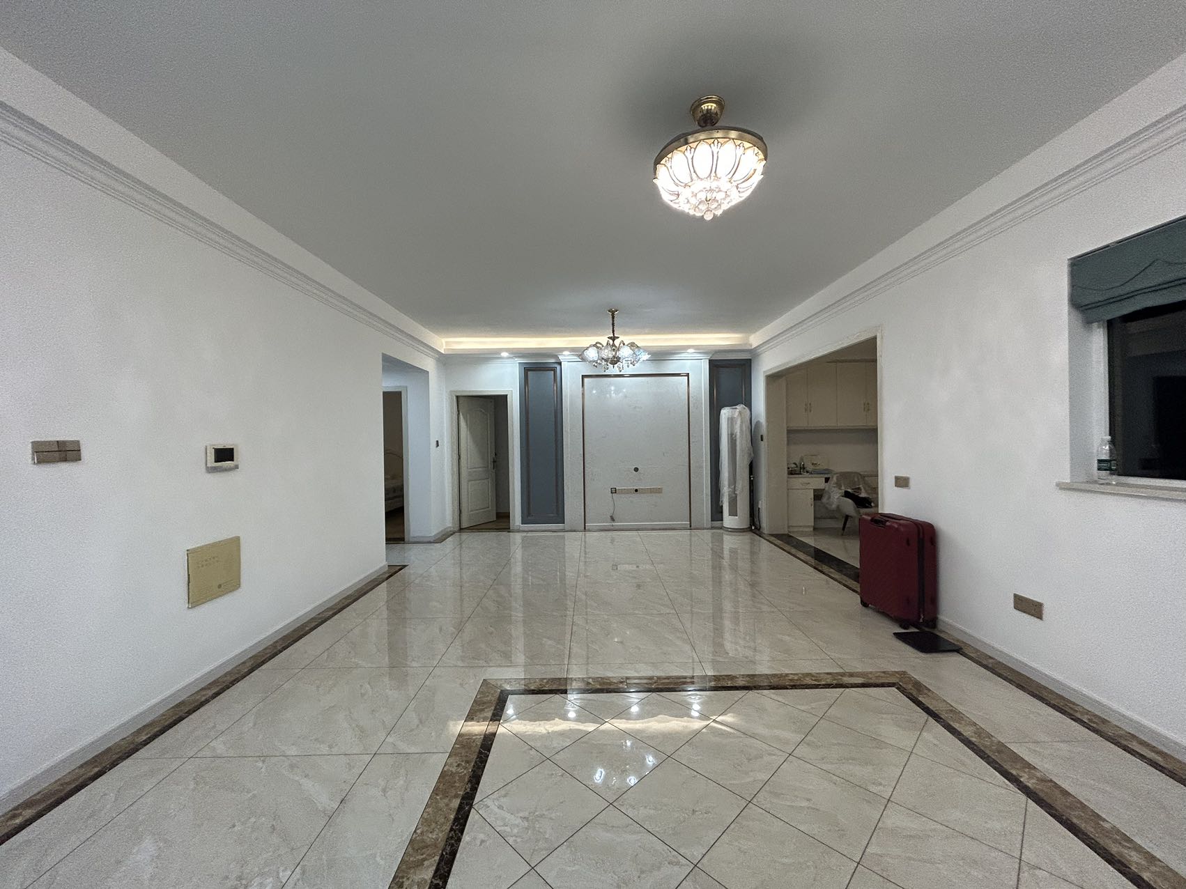 美的城二期 3室2厅2卫 69.8万 美的城二期 3室2厅2卫 69.8万室内图