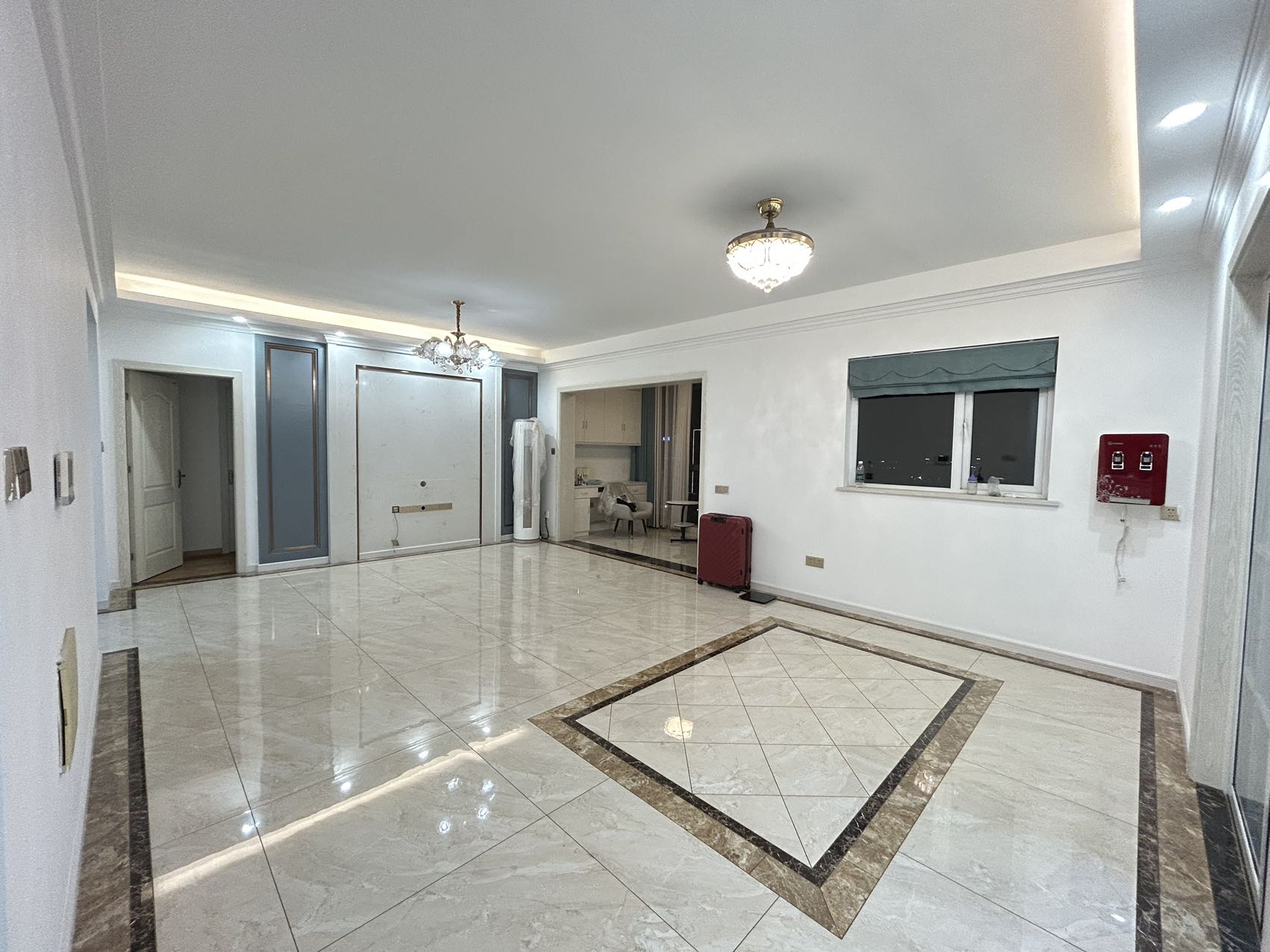 美的城二期 3室2厅2卫 69.8万 美的城二期 3室2厅2卫 69.8万室内图