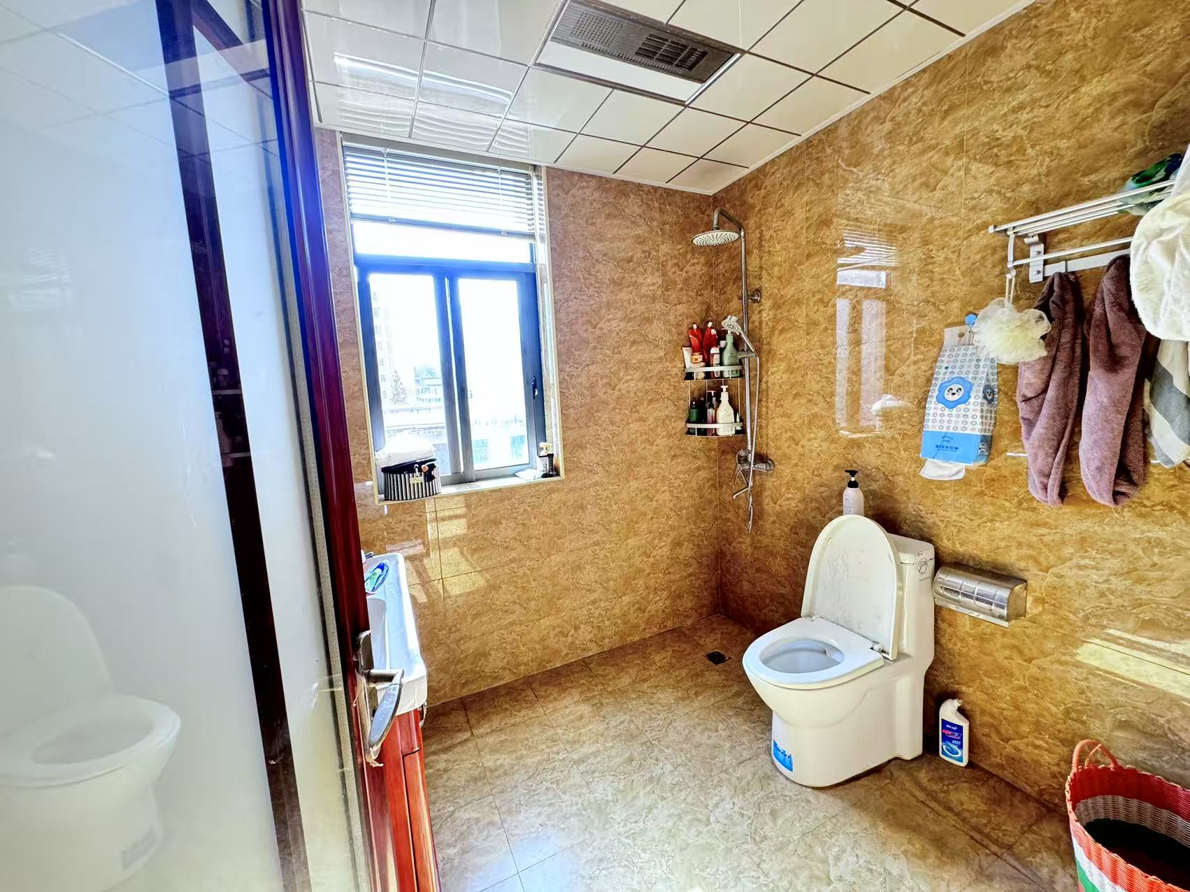 金碧花园 3室2厅2卫 63.0万 金碧花园 3室2厅2卫 63.0万室内图