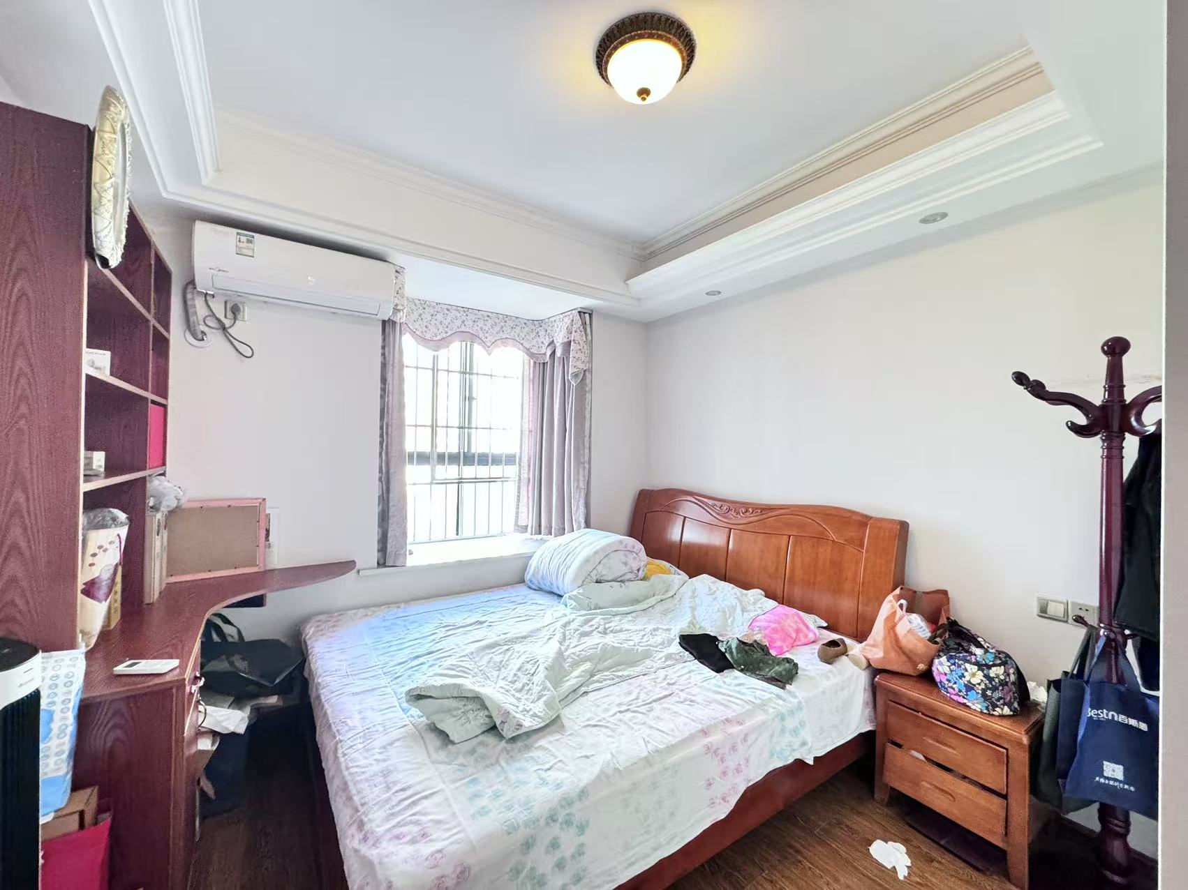 金碧花园 3室2厅2卫 63.0万 金碧花园 3室2厅2卫 63.0万室内图