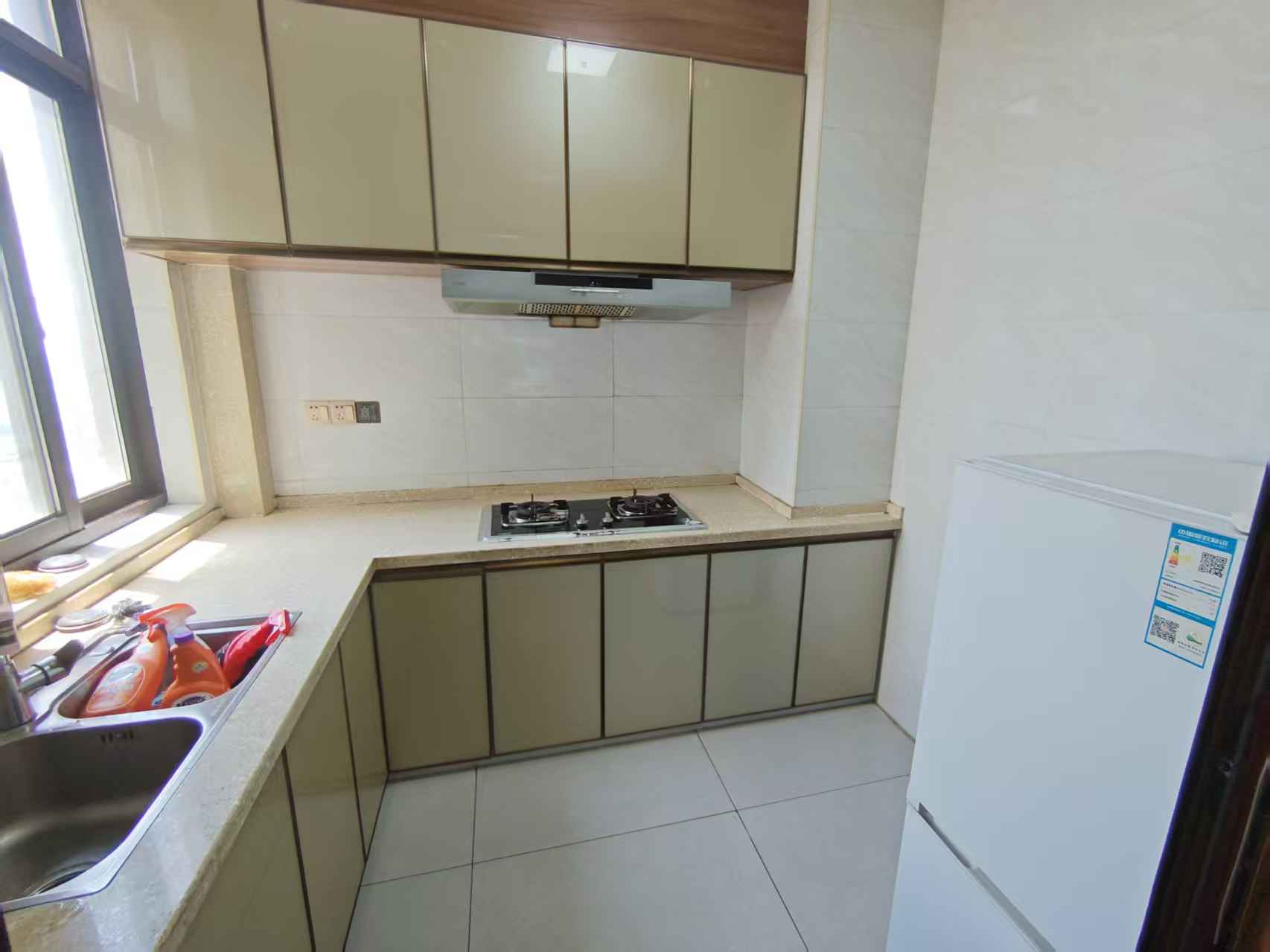 金轮翡翠名园  3室2厅1卫    65.8万室内图