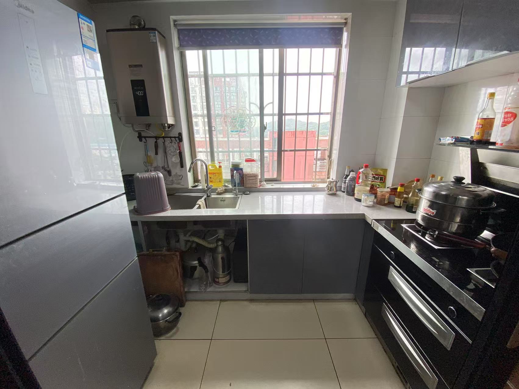 景秀名园  3室2厅2卫    40.0万 景秀名园  3室2厅2卫    40.0万室内图