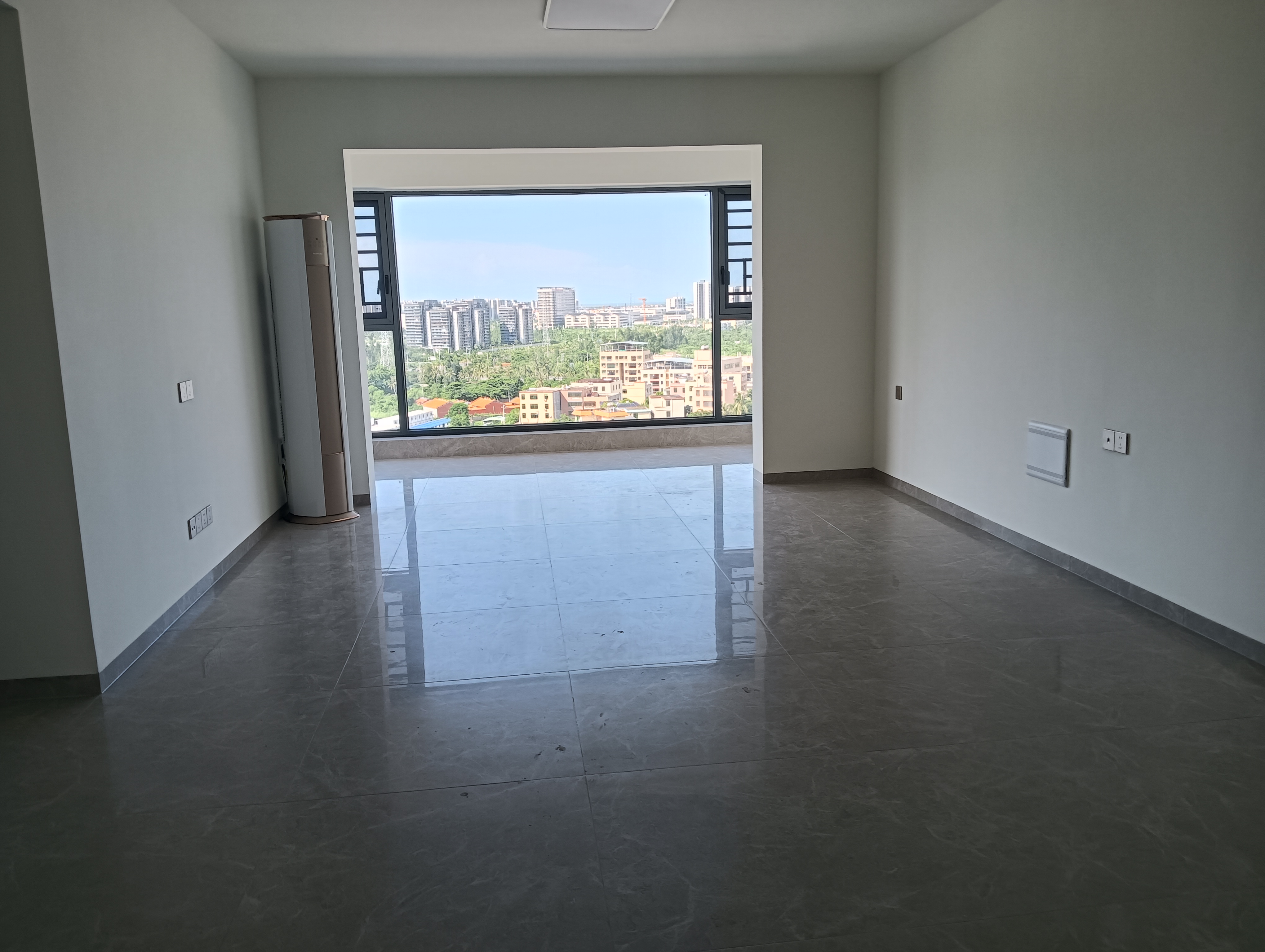 千江悦 4室2厅2卫 3500.0元/月 千江悦 4室2厅2卫 3500.0元/月室内图