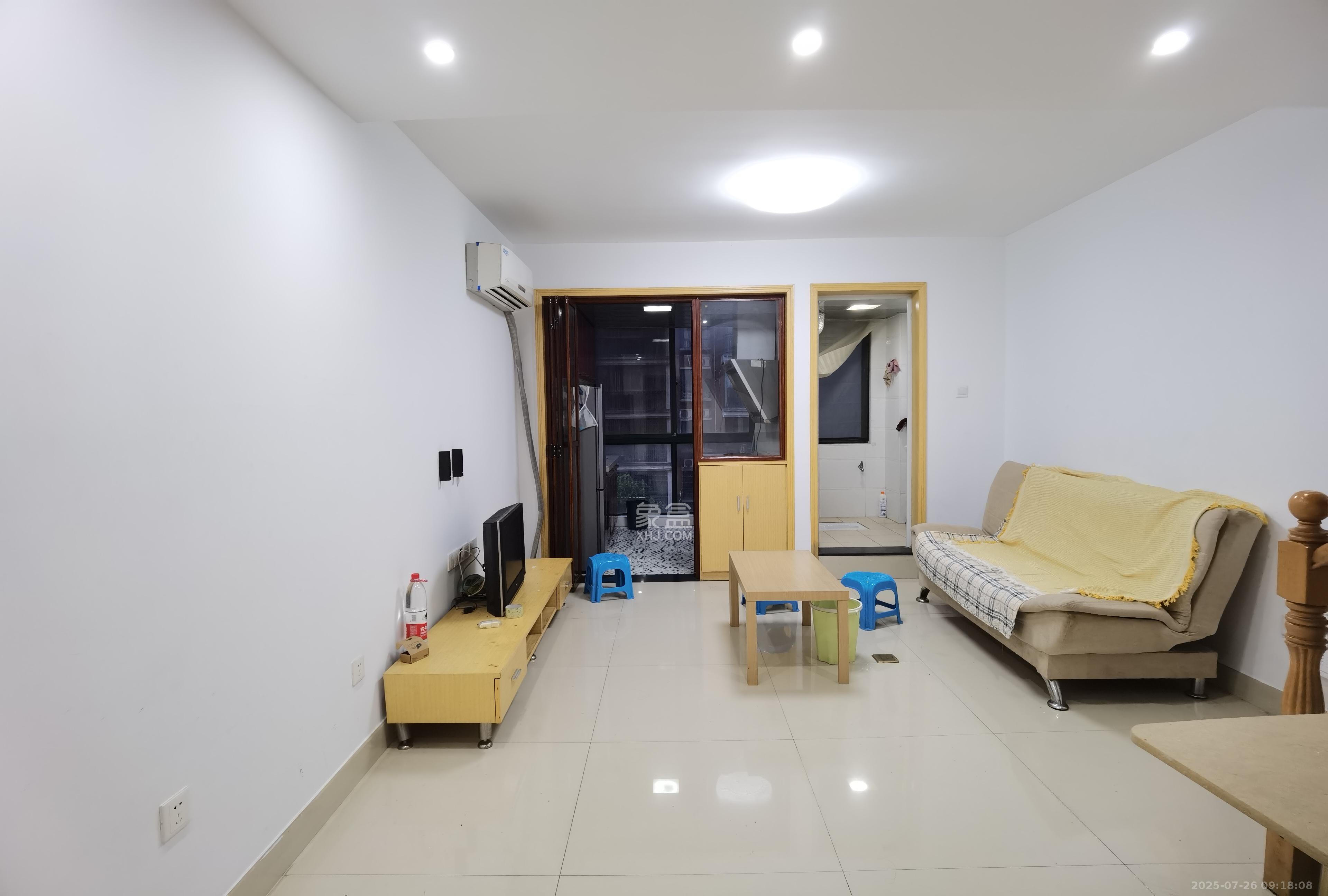 百合湖滨花园  2室1厅2卫    1200.0元/月 百合湖滨花园  2室1厅2卫    1200.0元/月