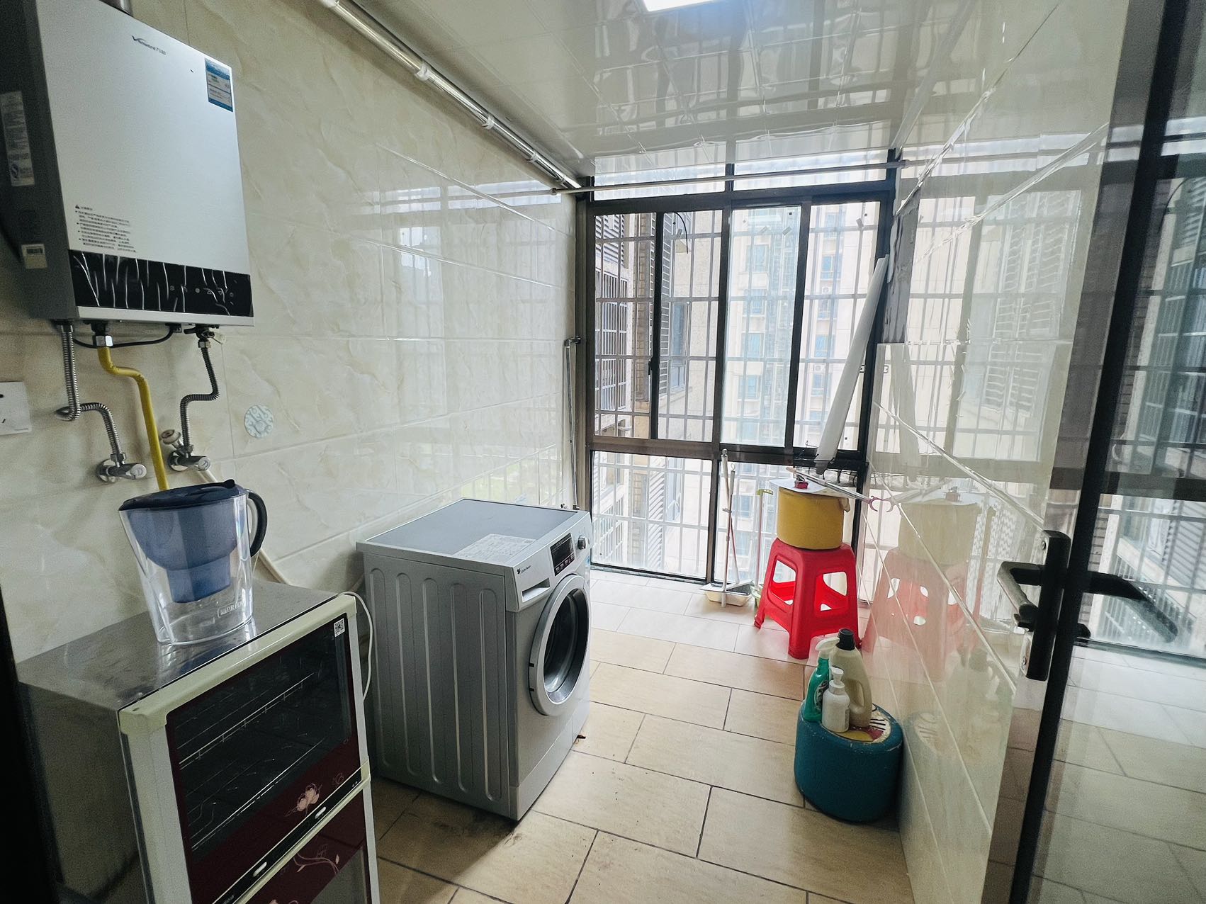 碧桂园 3室2厅1卫 1700.0元/月 碧桂园 3室2厅1卫 1700.0元/月室内图