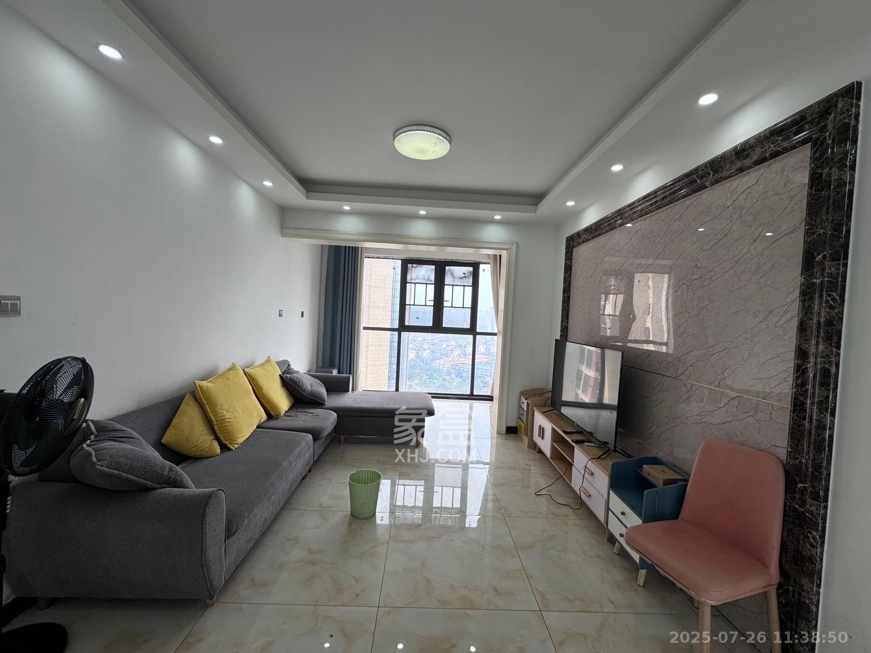 高升时代广场（冠铭商务中心）  3室2厅1卫    2200.0元/月室内图