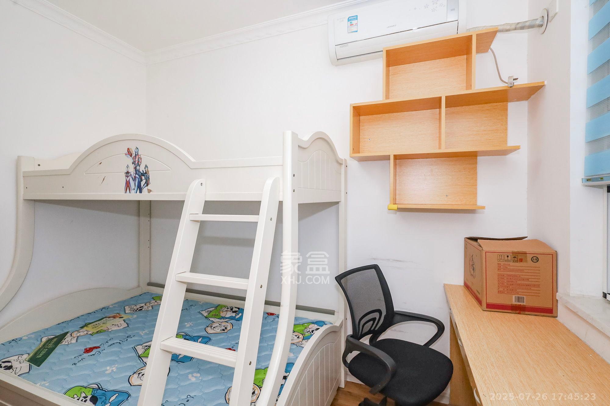 当代滨江MOMA 3室2厅1卫 3200.0元/月 当代滨江MOMA 3室2厅1卫 3200.0元/月室内图