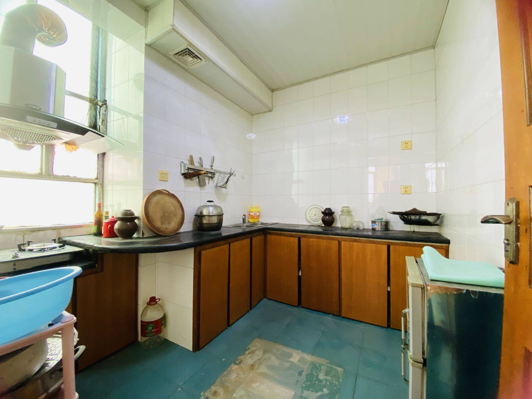 马良居委会 3室2厅2卫 1300.0元/月 马良居委会 3室2厅2卫 1300.0元/月室内图