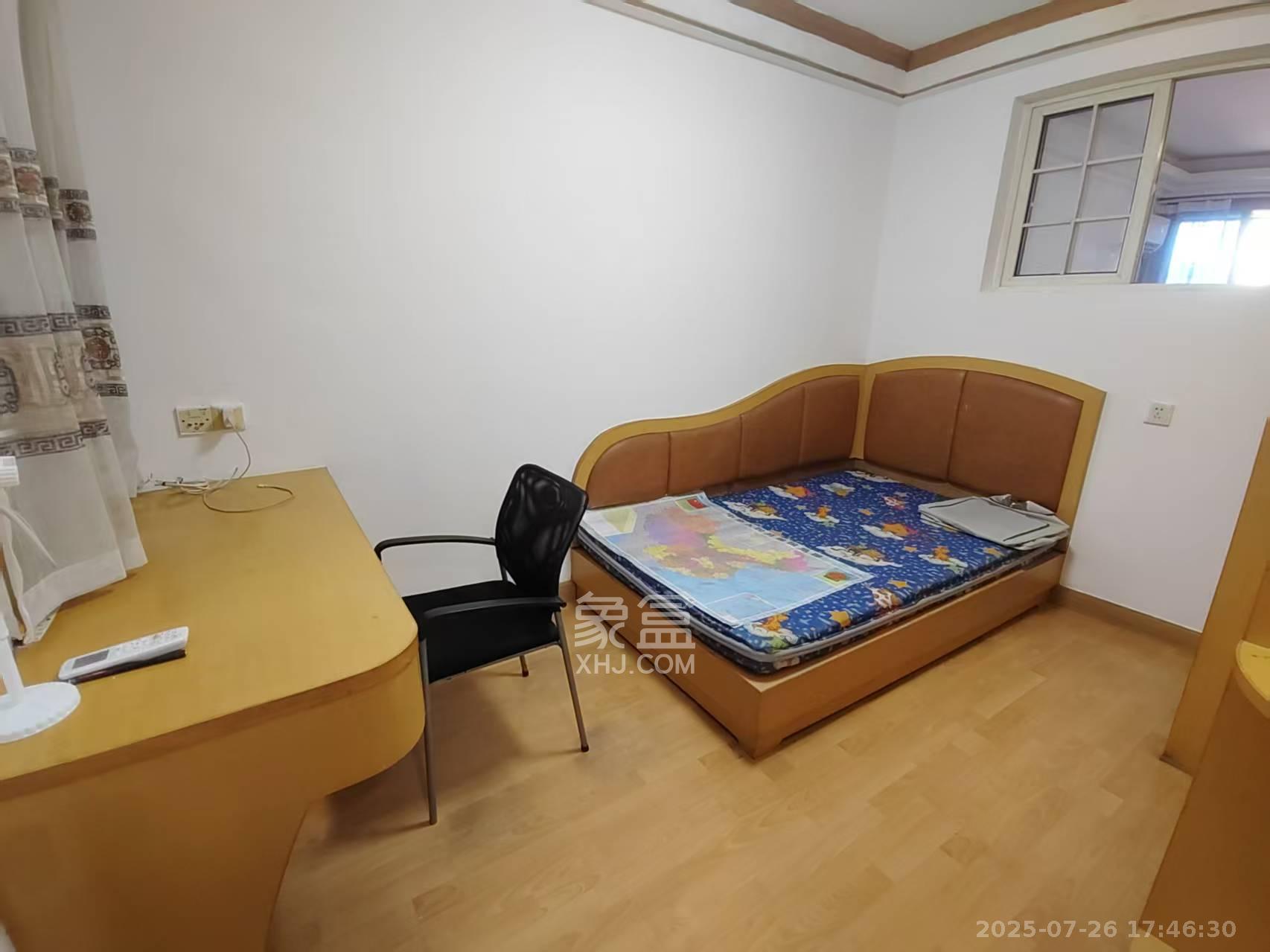 长郡花园  3室2厅1卫    2800.0元/月 长郡花园  3室2厅1卫    2800.0元/月室内图