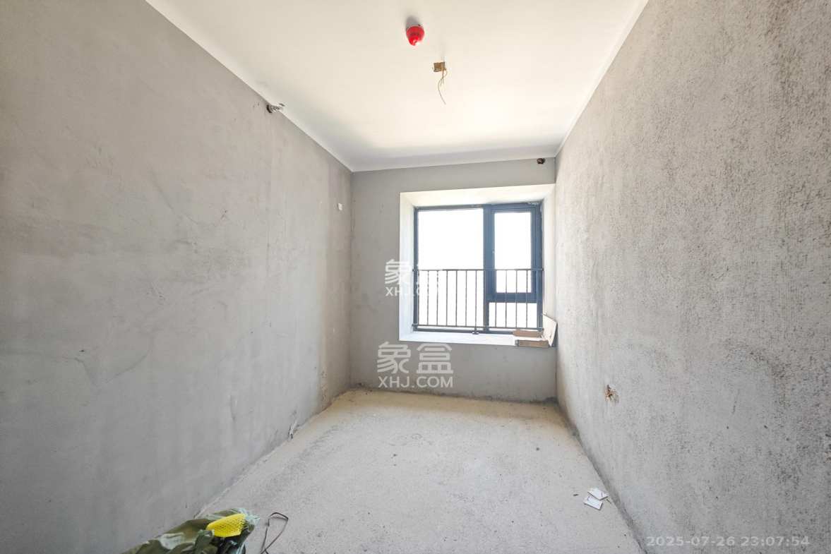 融创会展上东区  4室2厅2卫    134.8万 融创会展上东区  4室2厅2卫    134.8万卧室