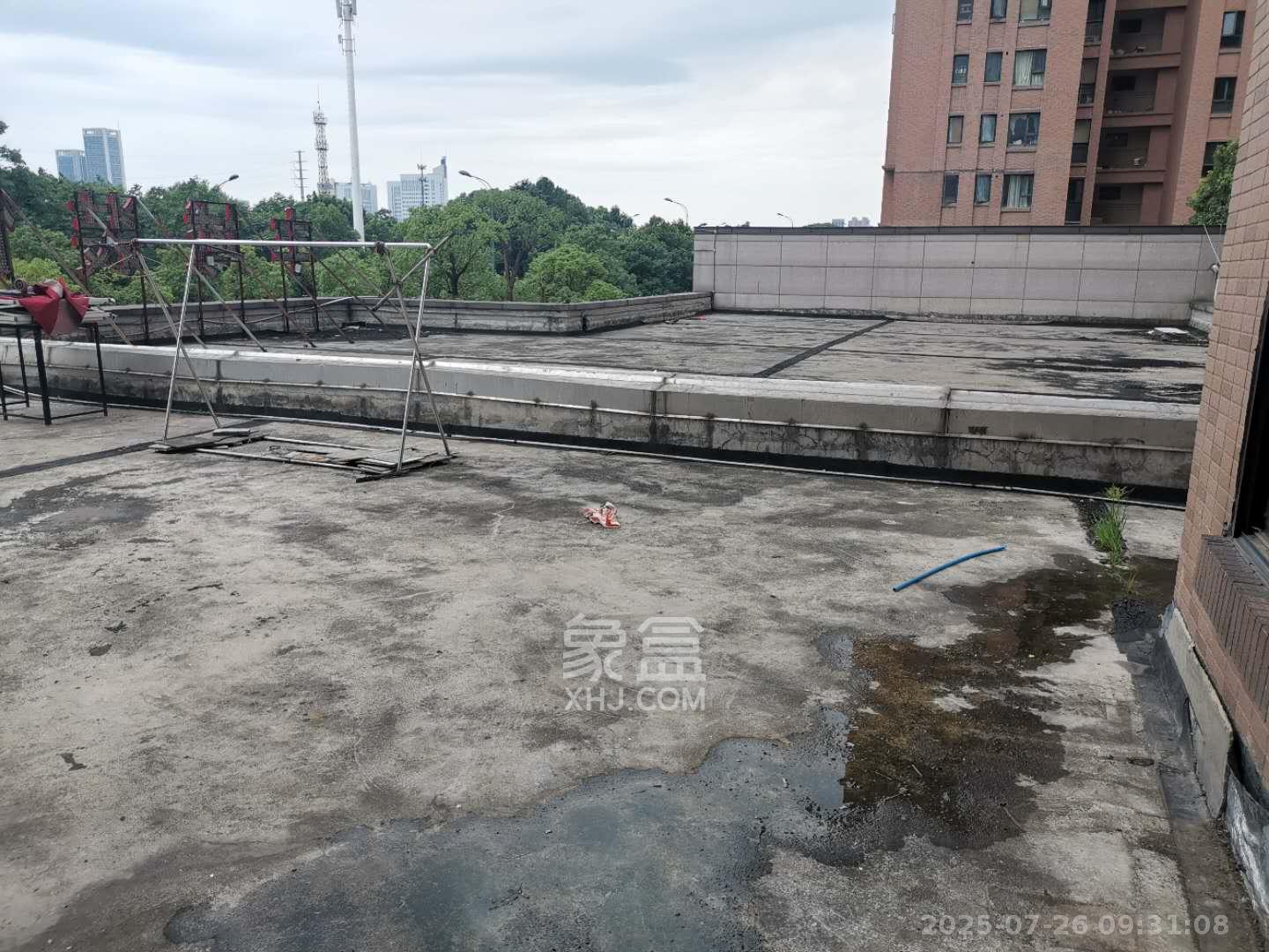 三一街区  3室2厅1卫    1300.0元/月室内图