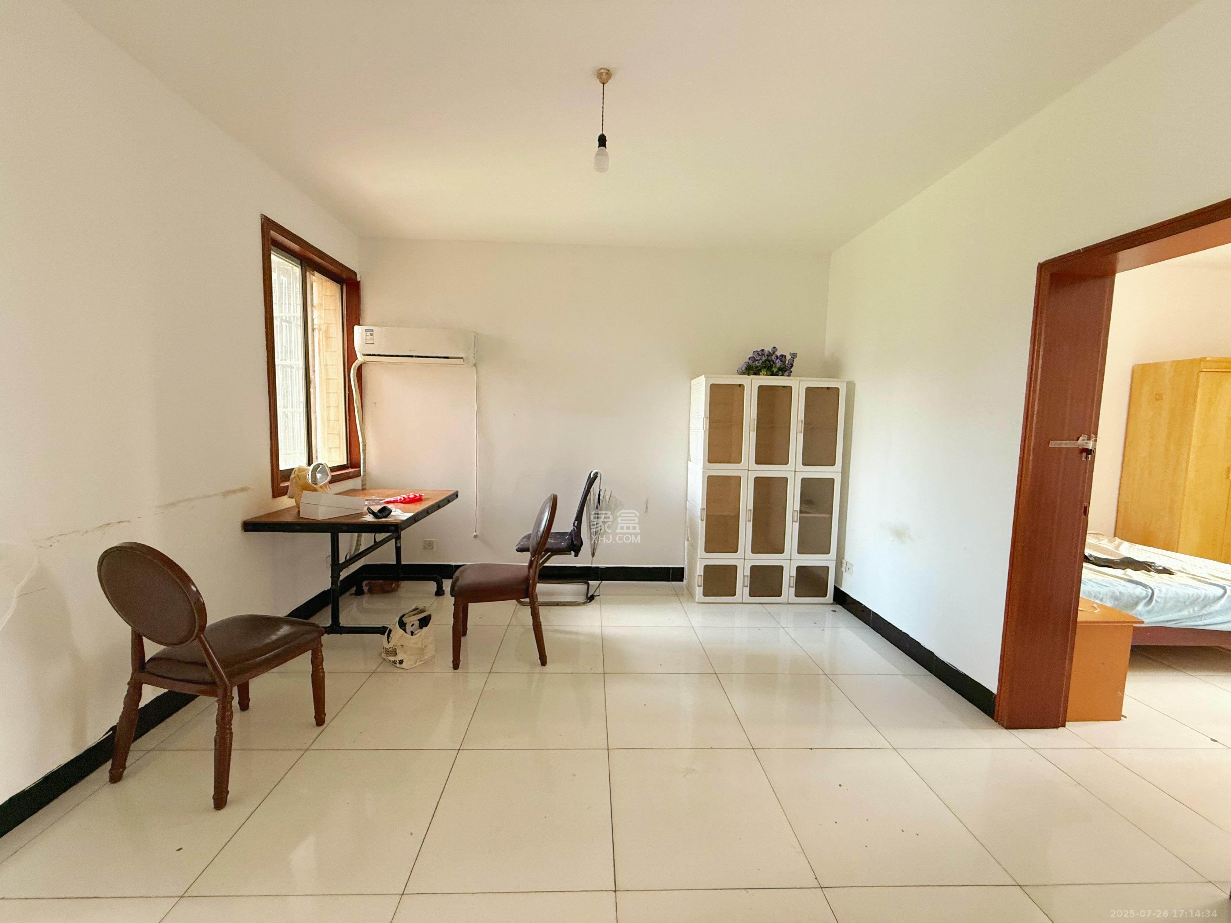 黄泥岭社区  2室2厅1卫    1500.0元/月 黄泥岭社区  2室2厅1卫    1500.0元/月室内图