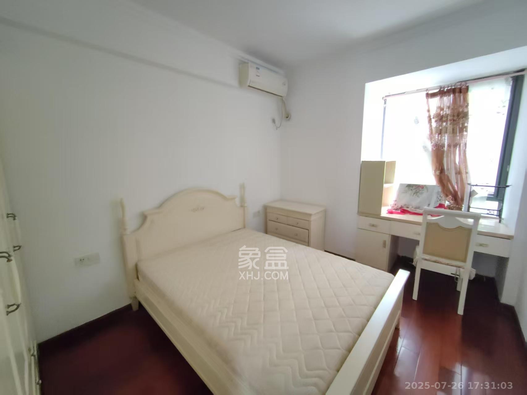 奥林匹克花园  3室2厅2卫    2700.0元/月室内图