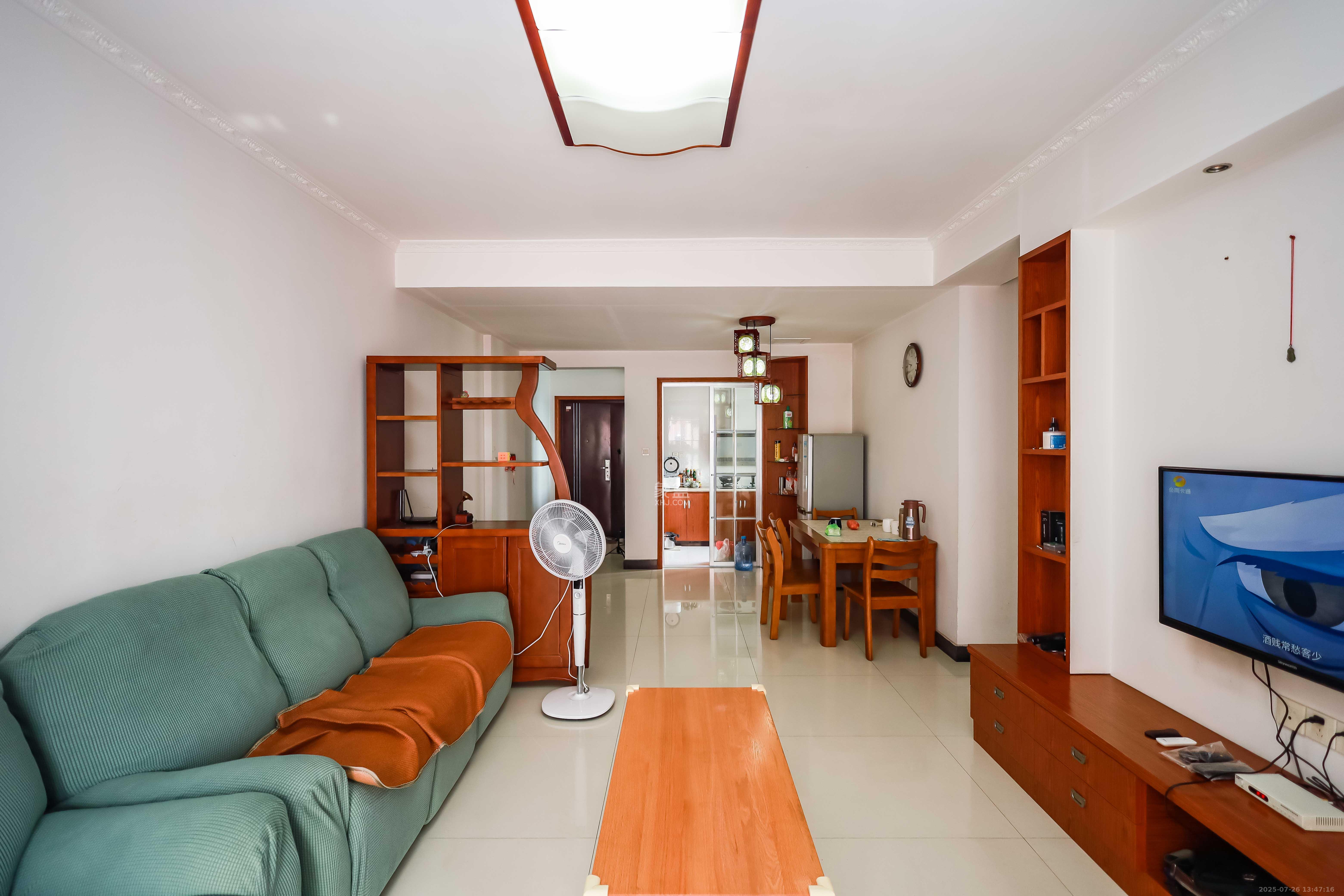 莱茵城 3室2厅2卫 72.0万 莱茵城 3室2厅2卫 72.0万客厅