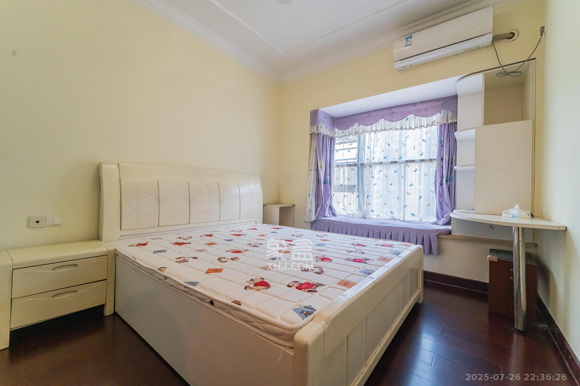 恒大翡翠华庭  2室2厅1卫    58.5万卧室