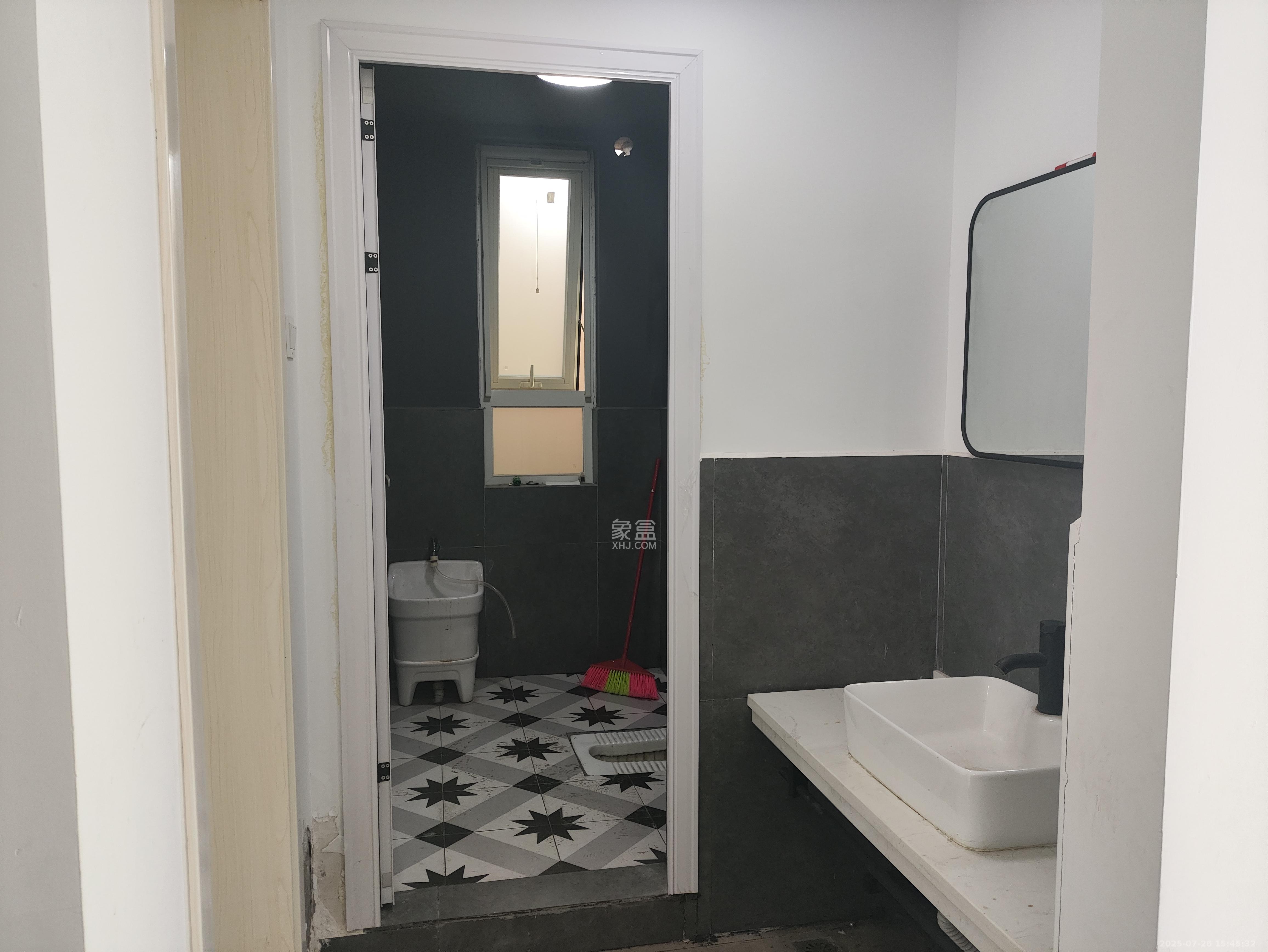 北辰三角洲E4区  1室0厅0卫    2500.0元/月室内图