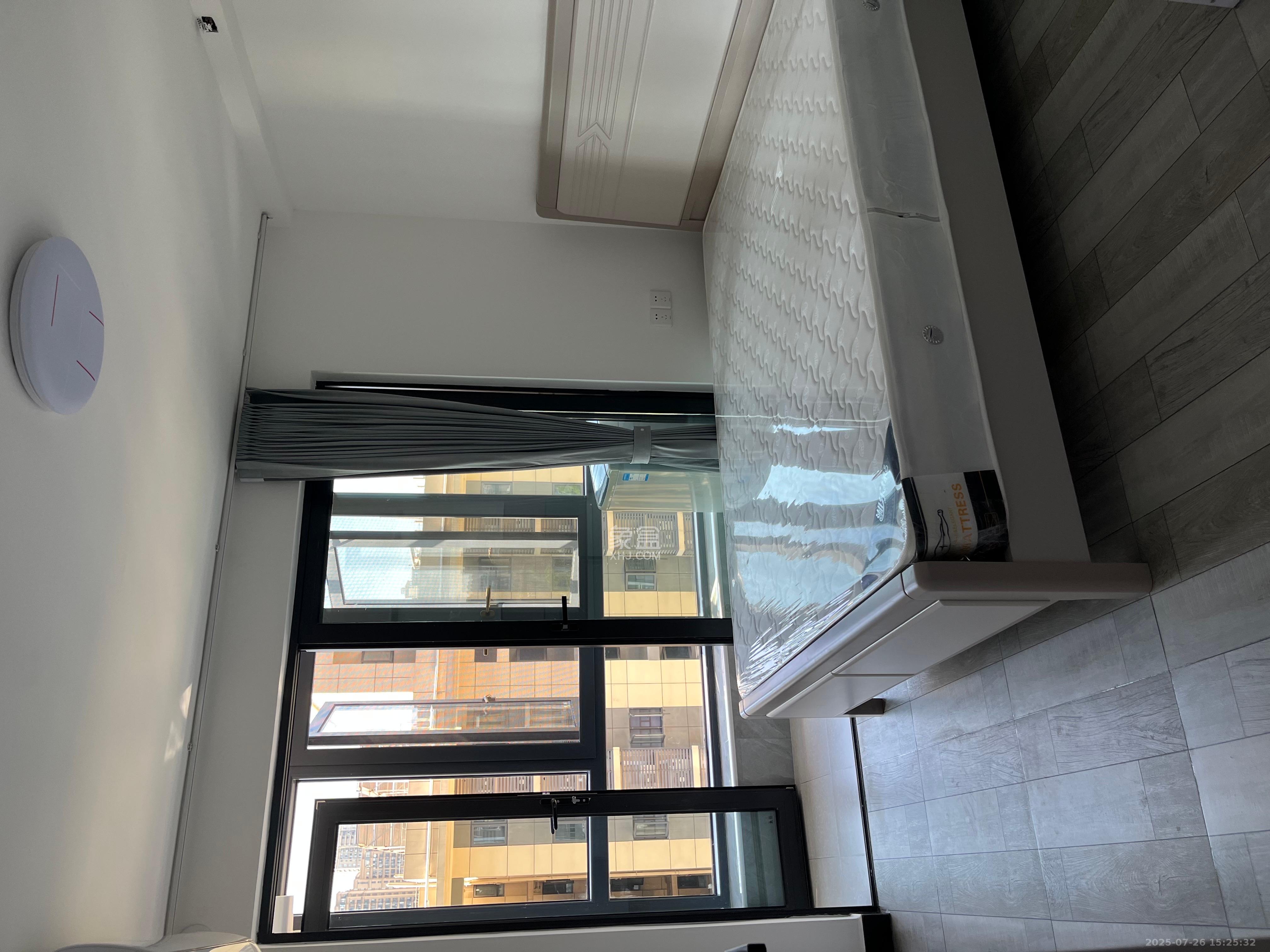 万科金色麦田  3室2厅2卫    2300.0元/月室内图