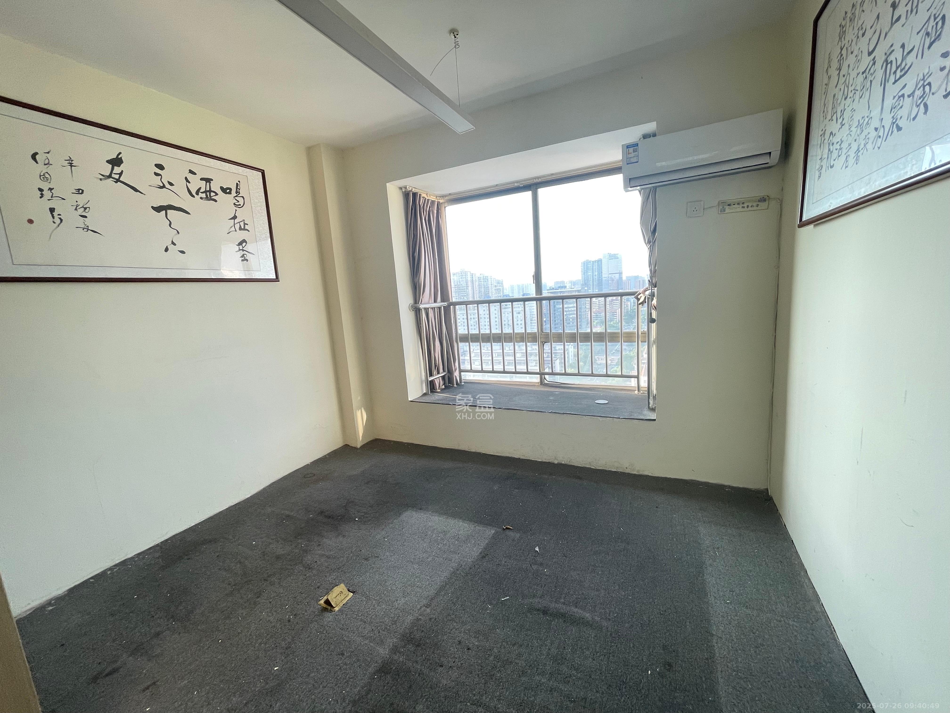 蔚蓝天空 4室2厅1卫 3800.0元/月 蔚蓝天空 4室2厅1卫 3800.0元/月室内图