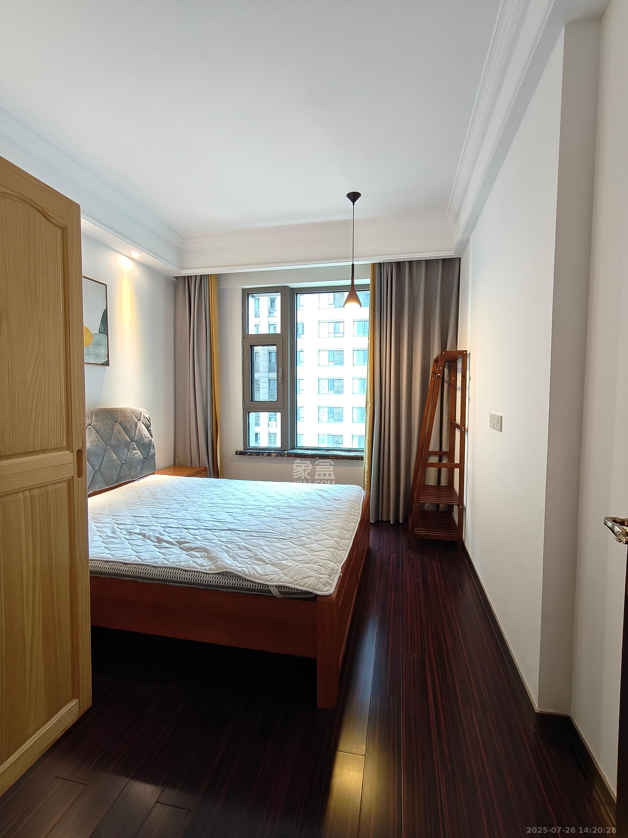 中隆国际嘉熙中心 3室2厅2卫 6800.0元/月 中隆国际嘉熙中心 3室2厅2卫 6800.0元/月室内图