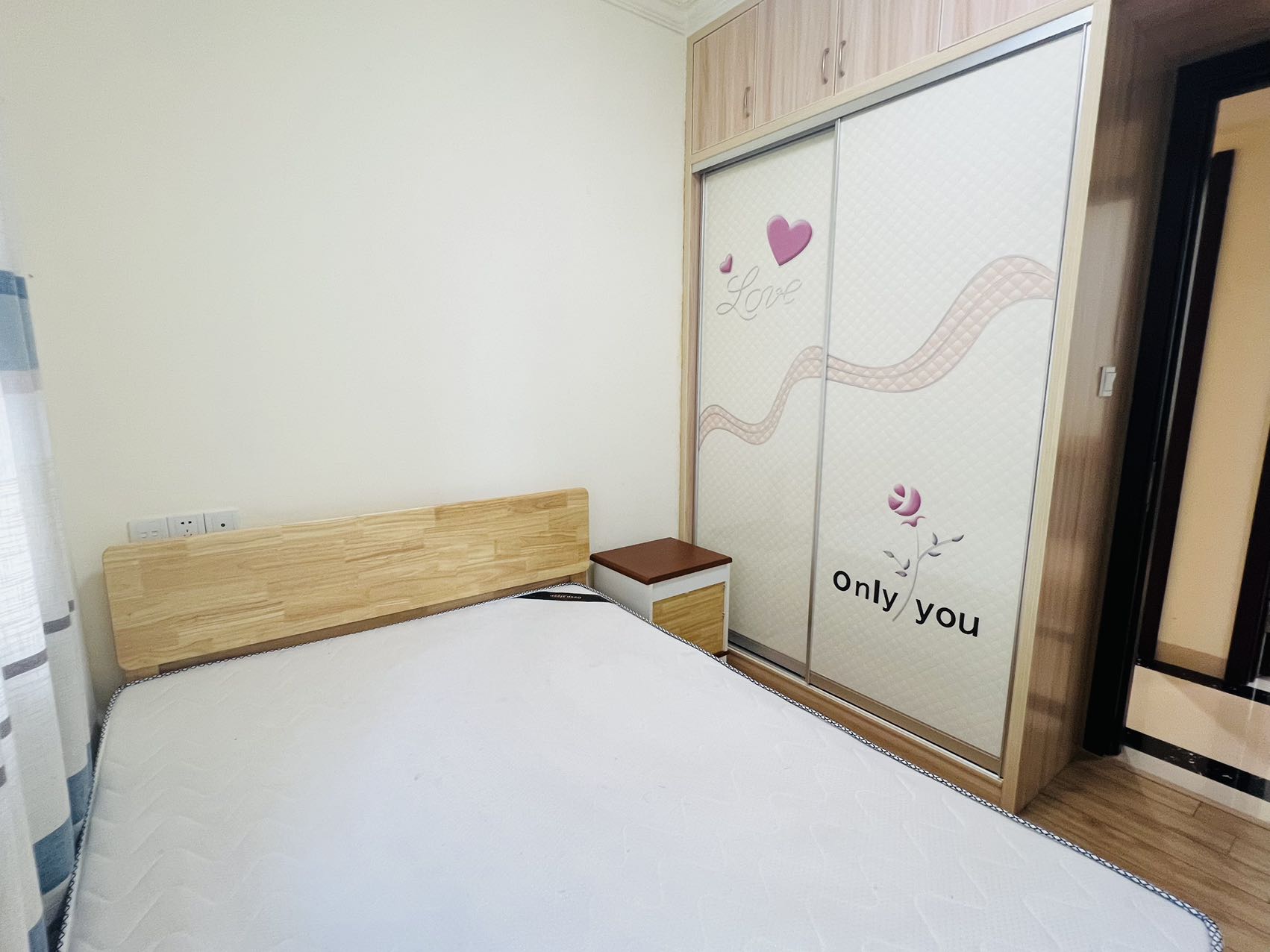 碧桂园 3室2厅1卫 1700.0元/月 碧桂园 3室2厅1卫 1700.0元/月室内图