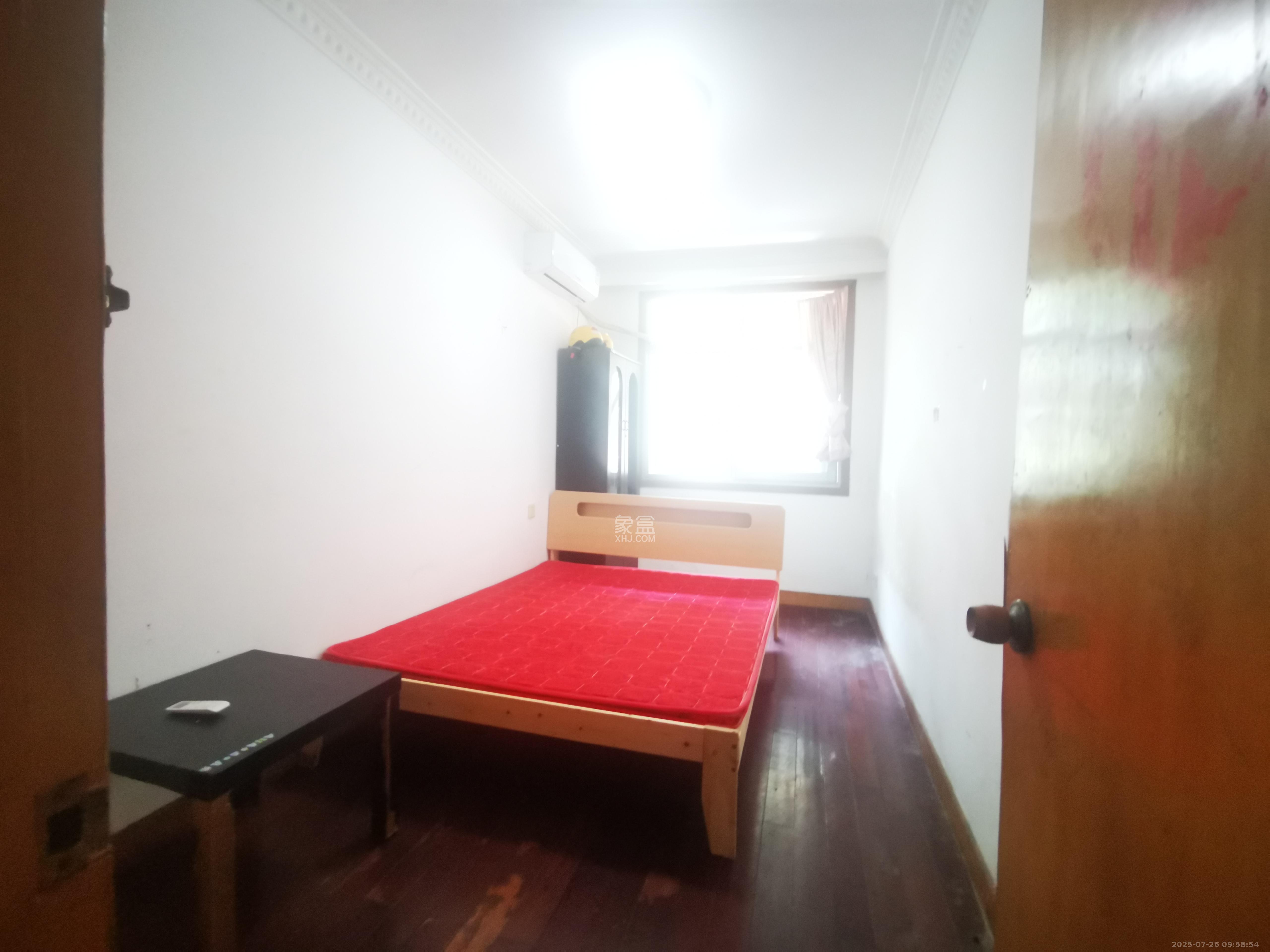 红旗区三片 2室1厅1卫 1400.0元/月 红旗区三片 2室1厅1卫 1400.0元/月室内图