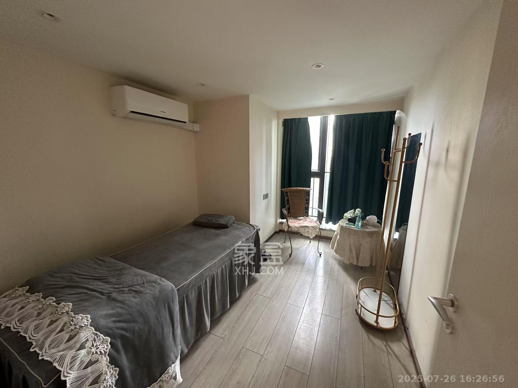 华远华时代  3室1厅2卫    3000.0元/月室内图