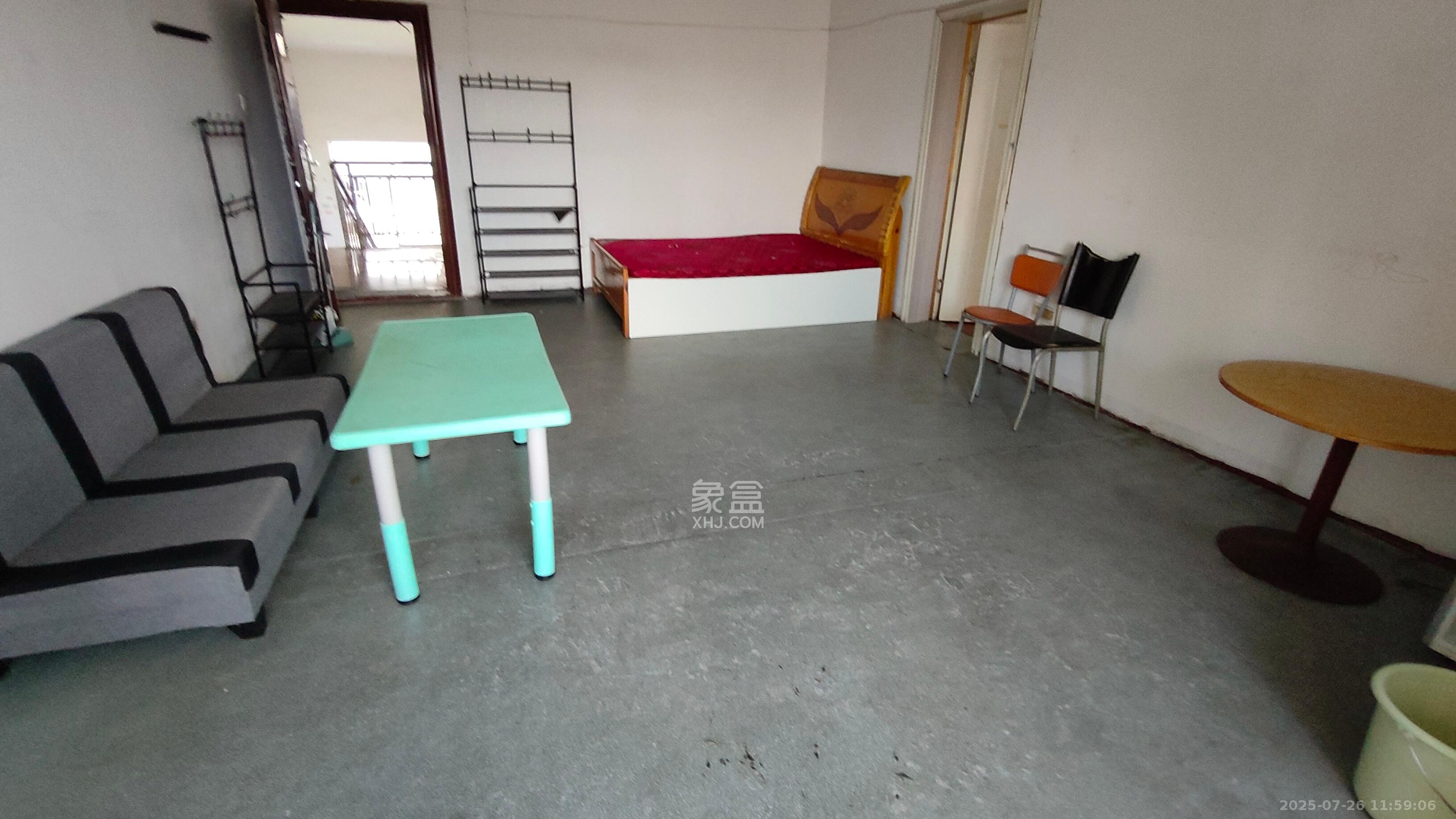 湘绣城  2室1厅1卫    700.0元/月 湘绣城  2室1厅1卫    700.0元/月室内图