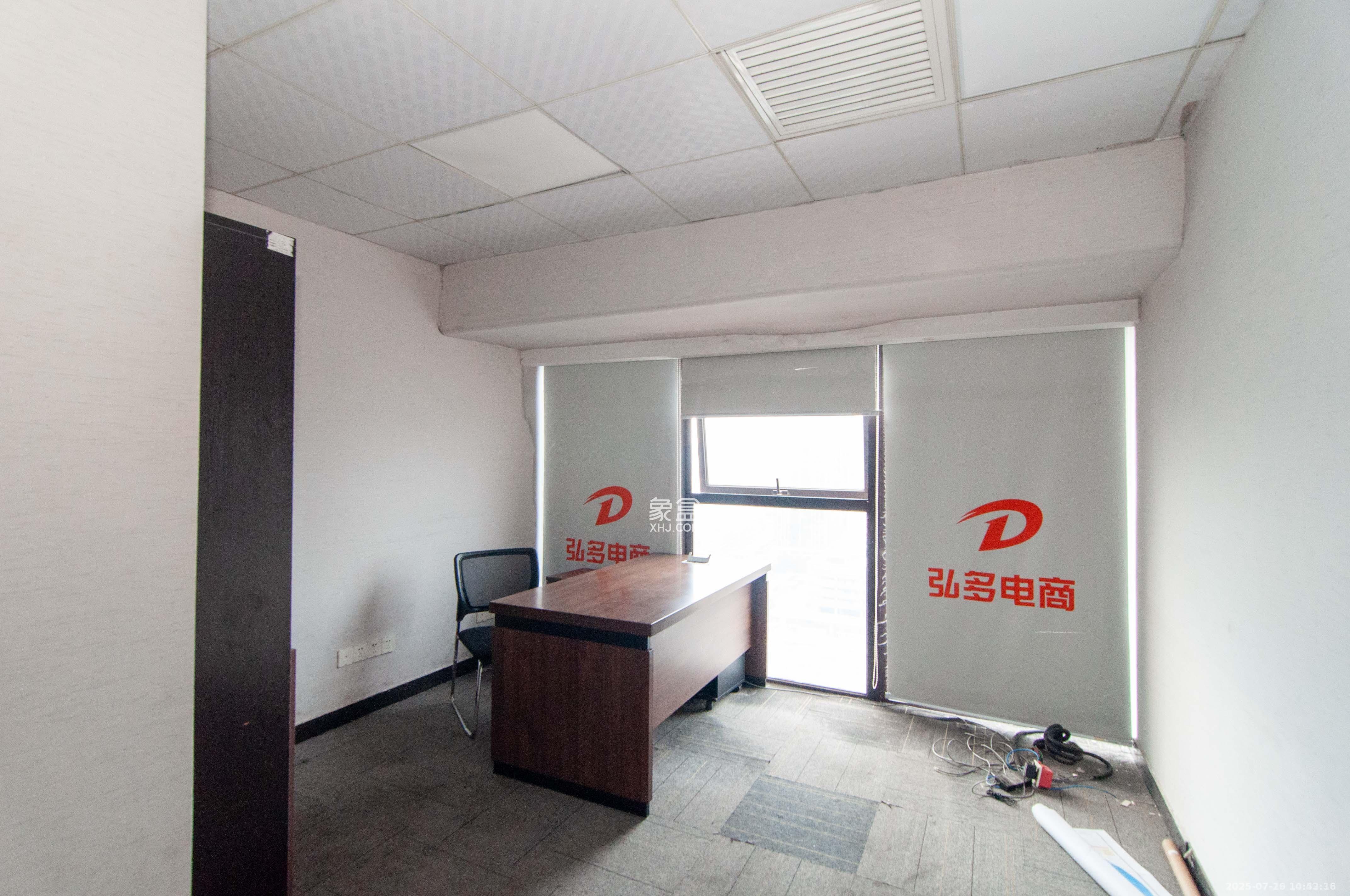 达美D6区   350.0㎡      17000.0元/月室内图