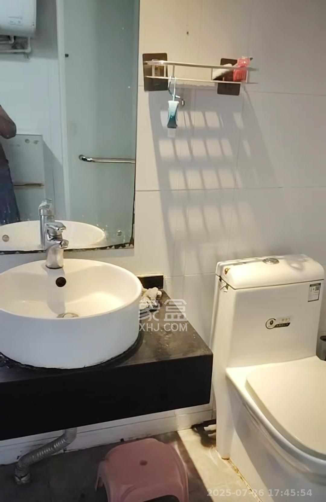 中一九骏(枫桥苑) 1室0厅1卫 800.0元/月 中一九骏(枫桥苑) 1室0厅1卫 800.0元/月室内图