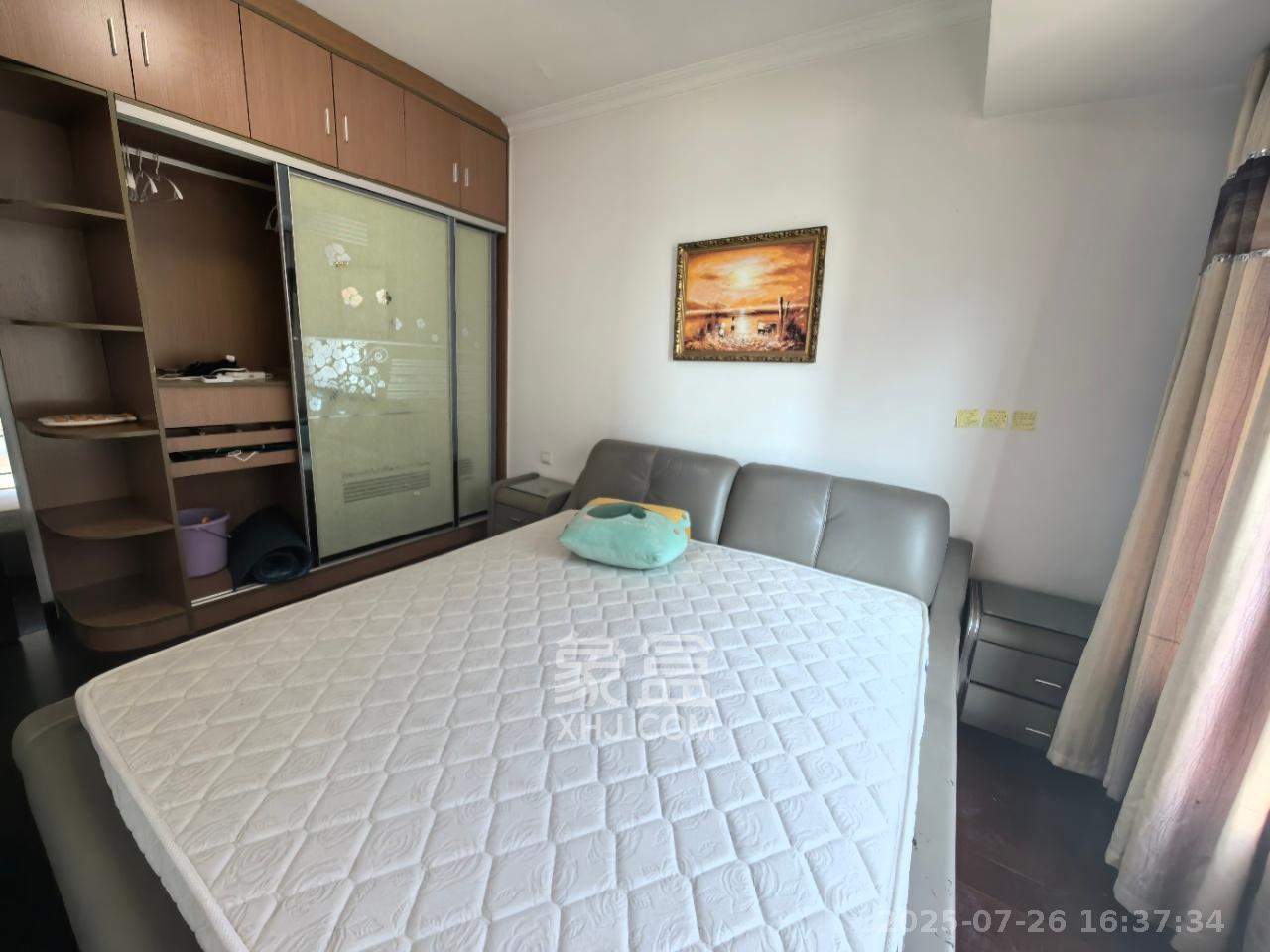 中海国际一期 3室2厅1卫 2000.0元/月 中海国际一期 3室2厅1卫 2000.0元/月室内图