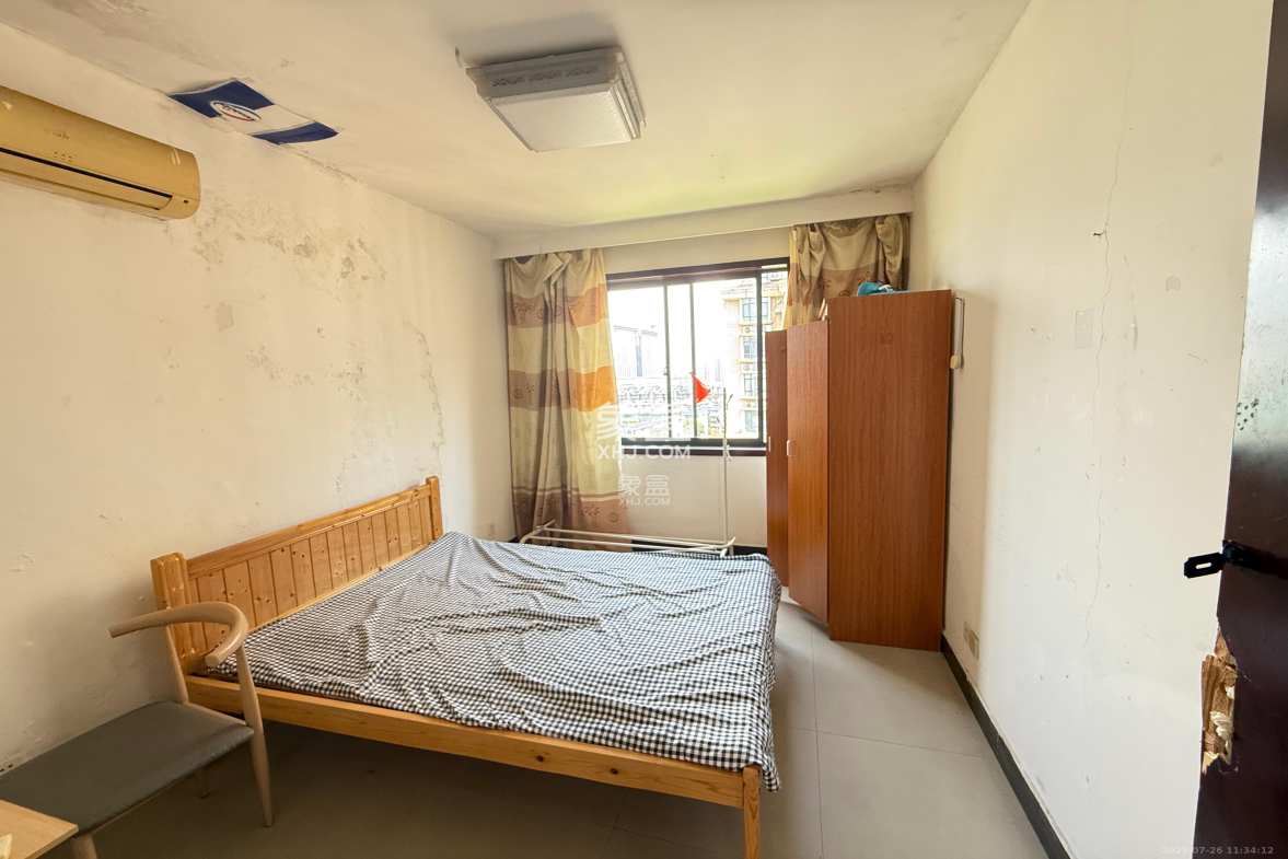 世嘉国际华城  3室2厅2卫    3100.0元/月 世嘉国际华城  3室2厅2卫    3100.0元/月室内图