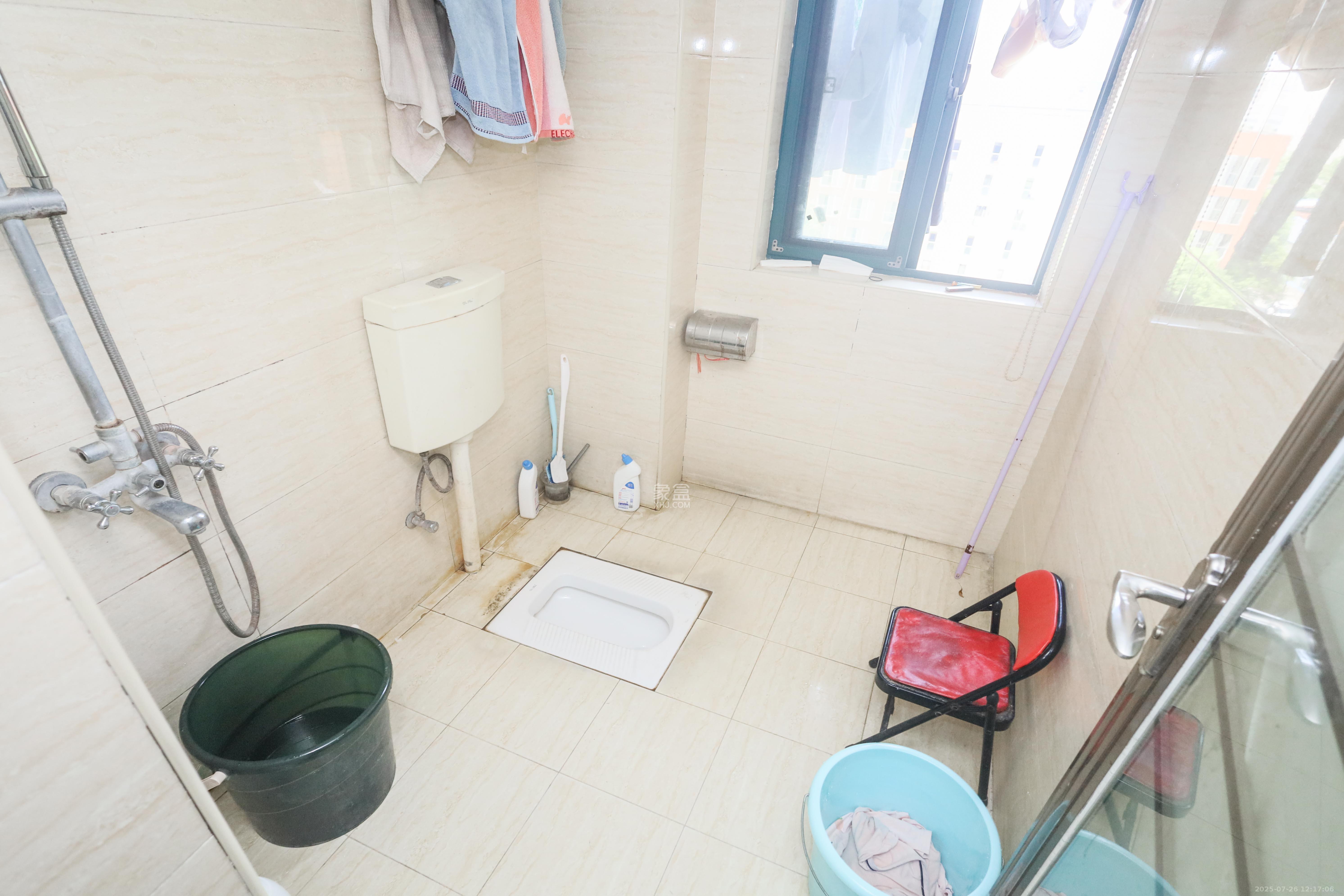 桔洲新苑(桔洲印象)  3室2厅2卫    106.8万 桔洲新苑(桔洲印象)  3室2厅2卫    106.8万卫生间