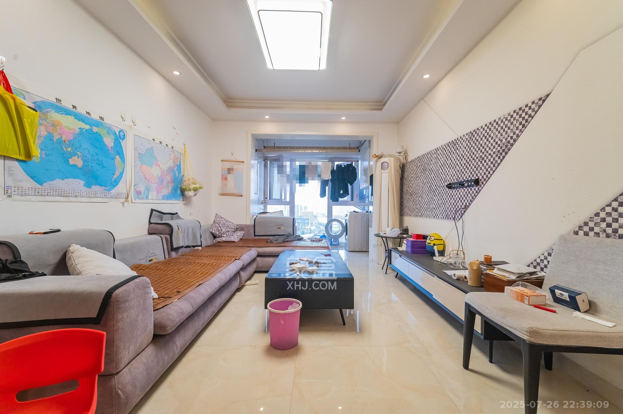 海伦春天  3室2厅1卫    72.8万