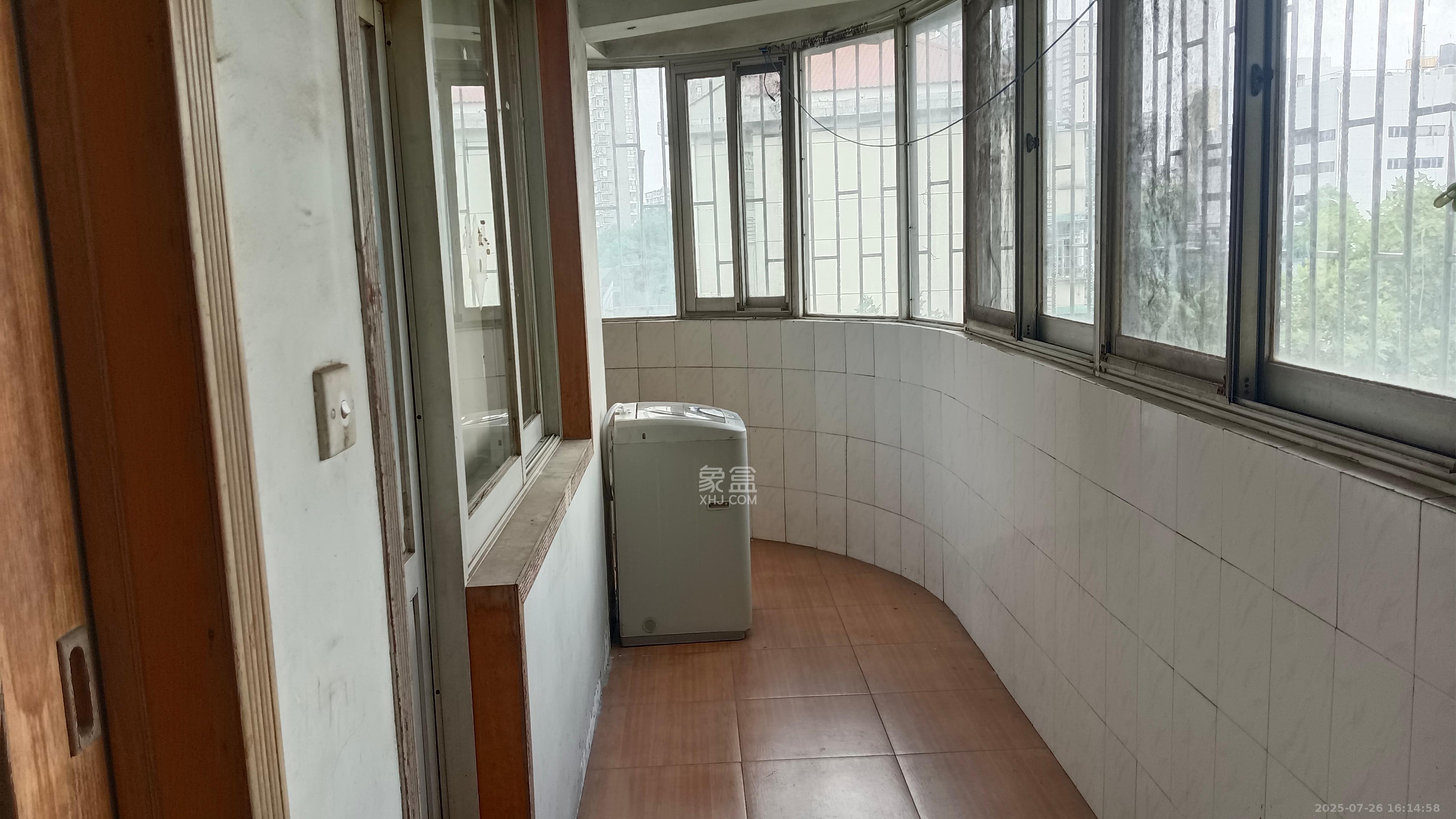 曙光南路78/梨子山二网格(原苎麻小区) 3室2厅1卫 600.0元/月 曙光南路78/梨子山二网格(原苎麻小区) 3室2厅1卫 600.0元/月室内图