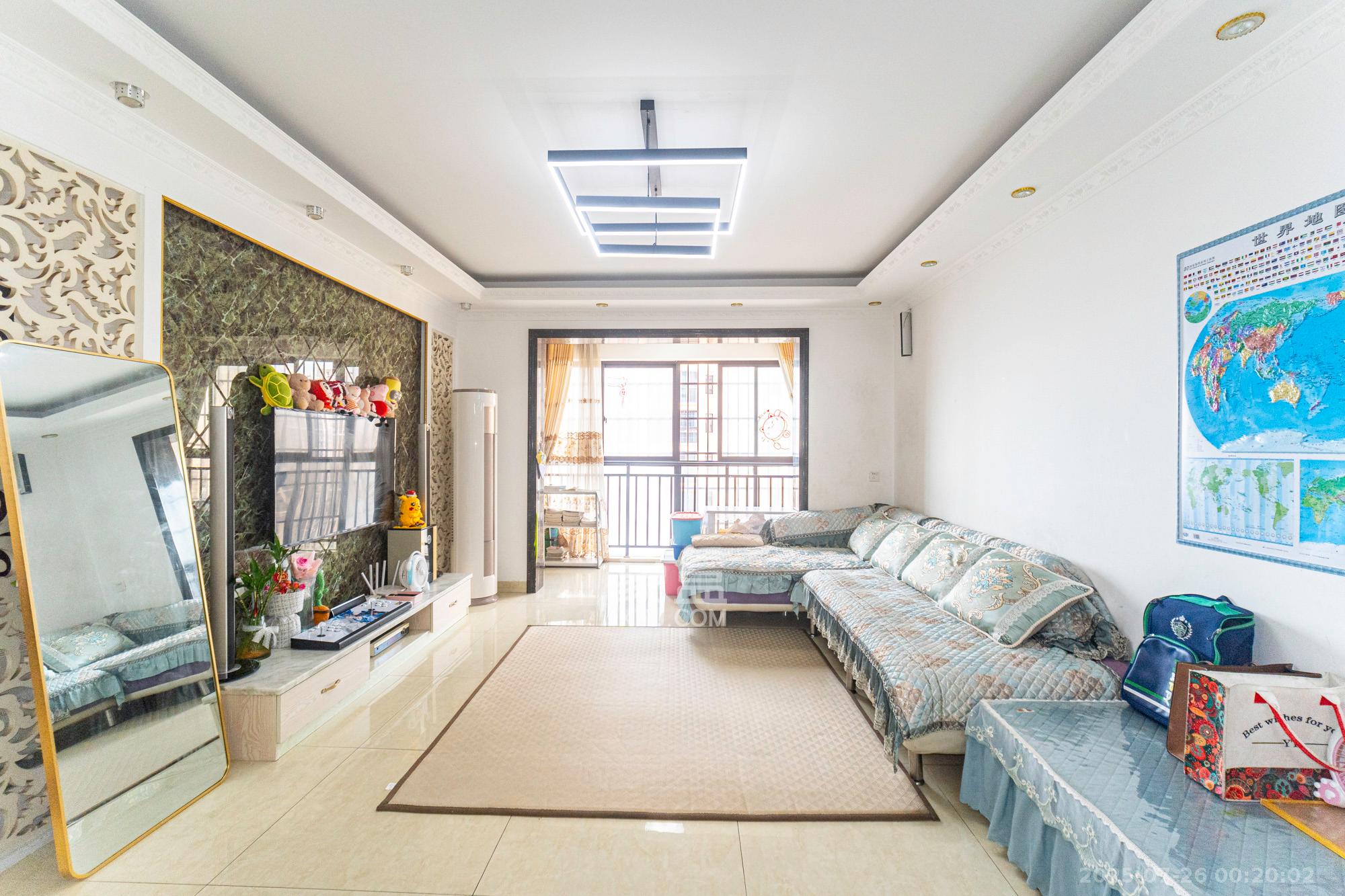 三景华御  3室2厅1卫    69.0万 三景华御  3室2厅1卫    69.0万