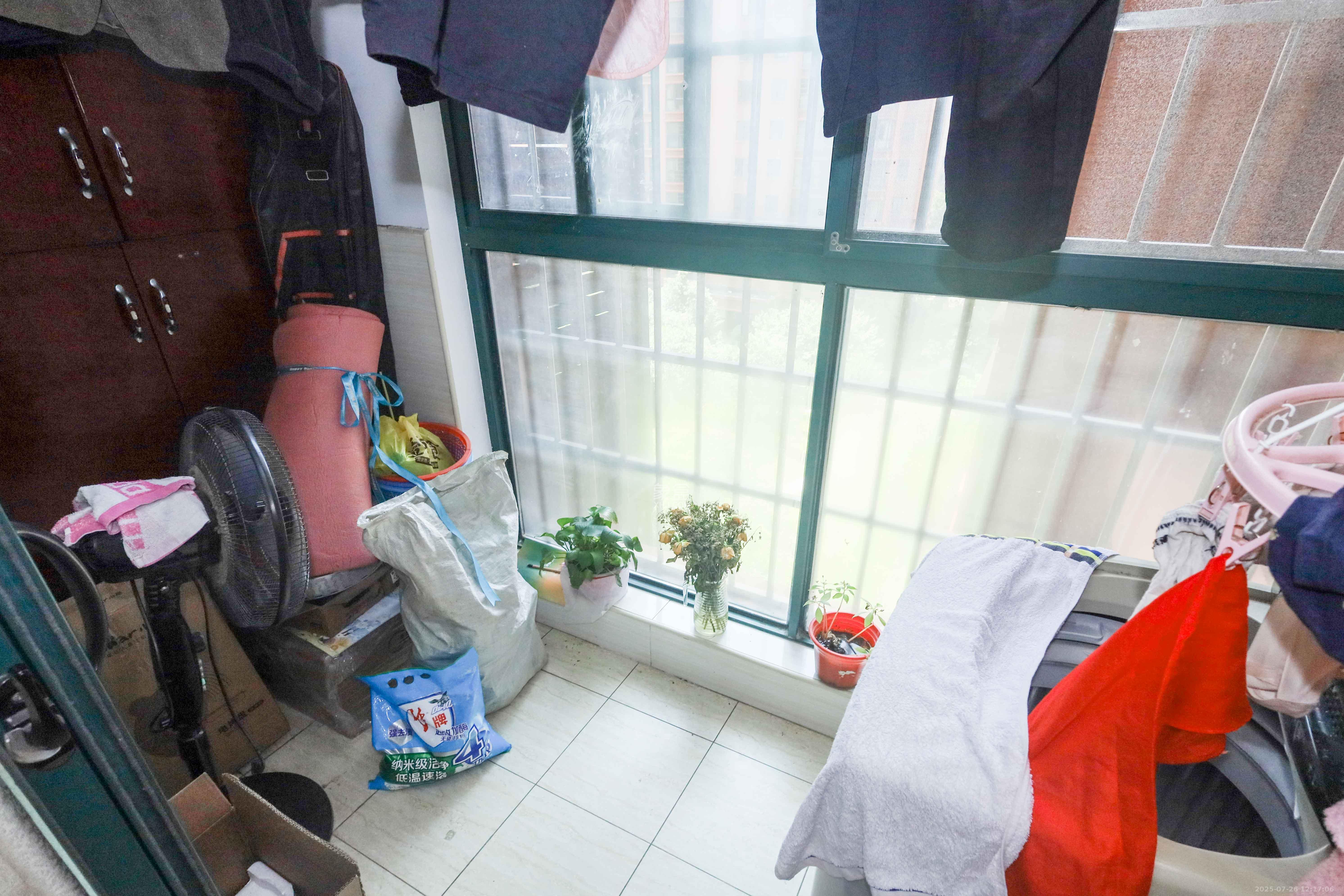 桔洲新苑(桔洲印象)  3室2厅2卫    106.8万 桔洲新苑(桔洲印象)  3室2厅2卫    106.8万阳台