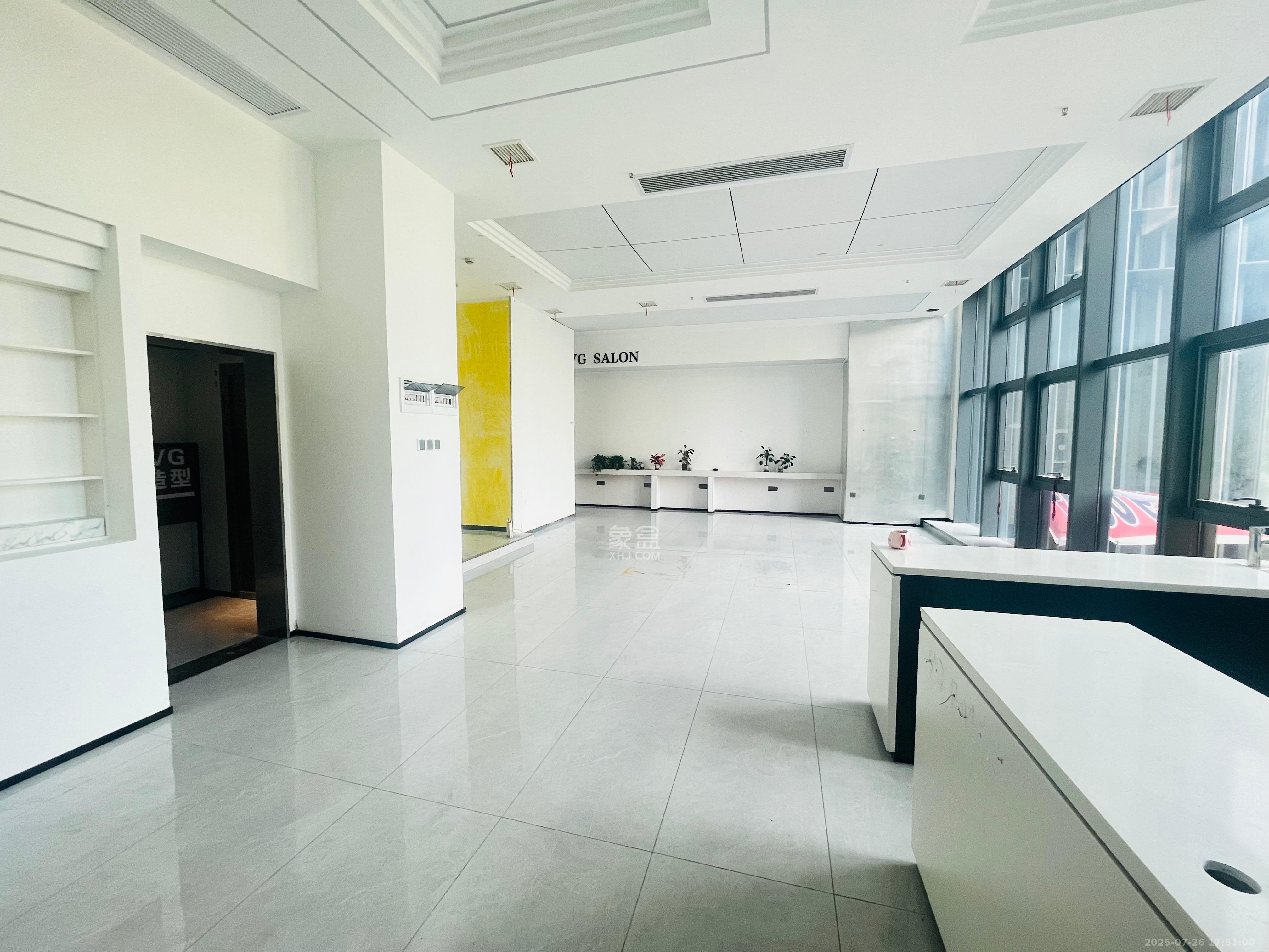 卓越中寰 2室1厅1卫 6300.0元/月 卓越中寰 2室1厅1卫 6300.0元/月室内图