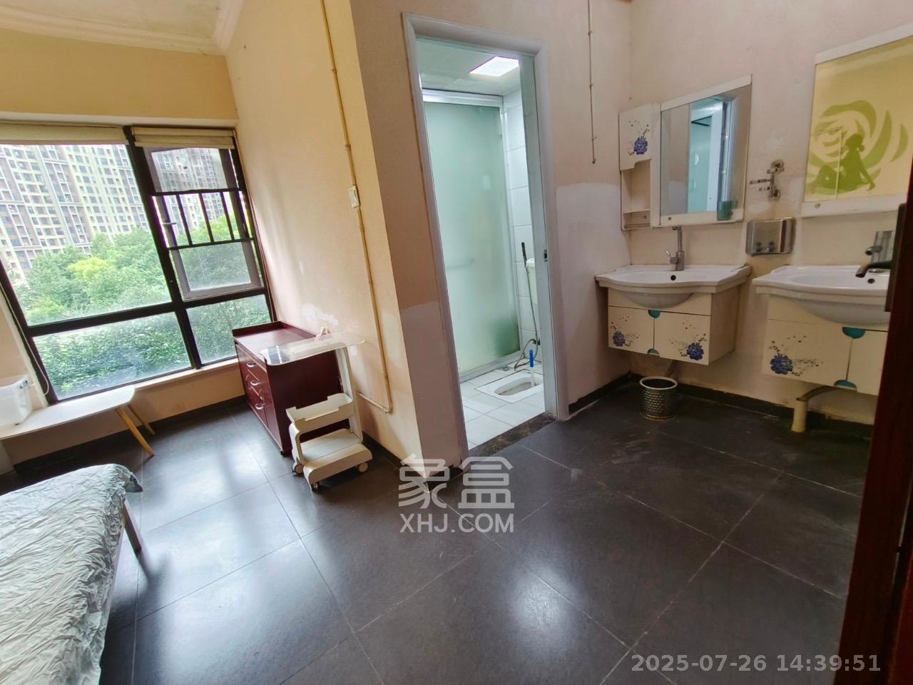 达美D6区 1室1厅1卫 1200.0元/月 达美D6区 1室1厅1卫 1200.0元/月室内图