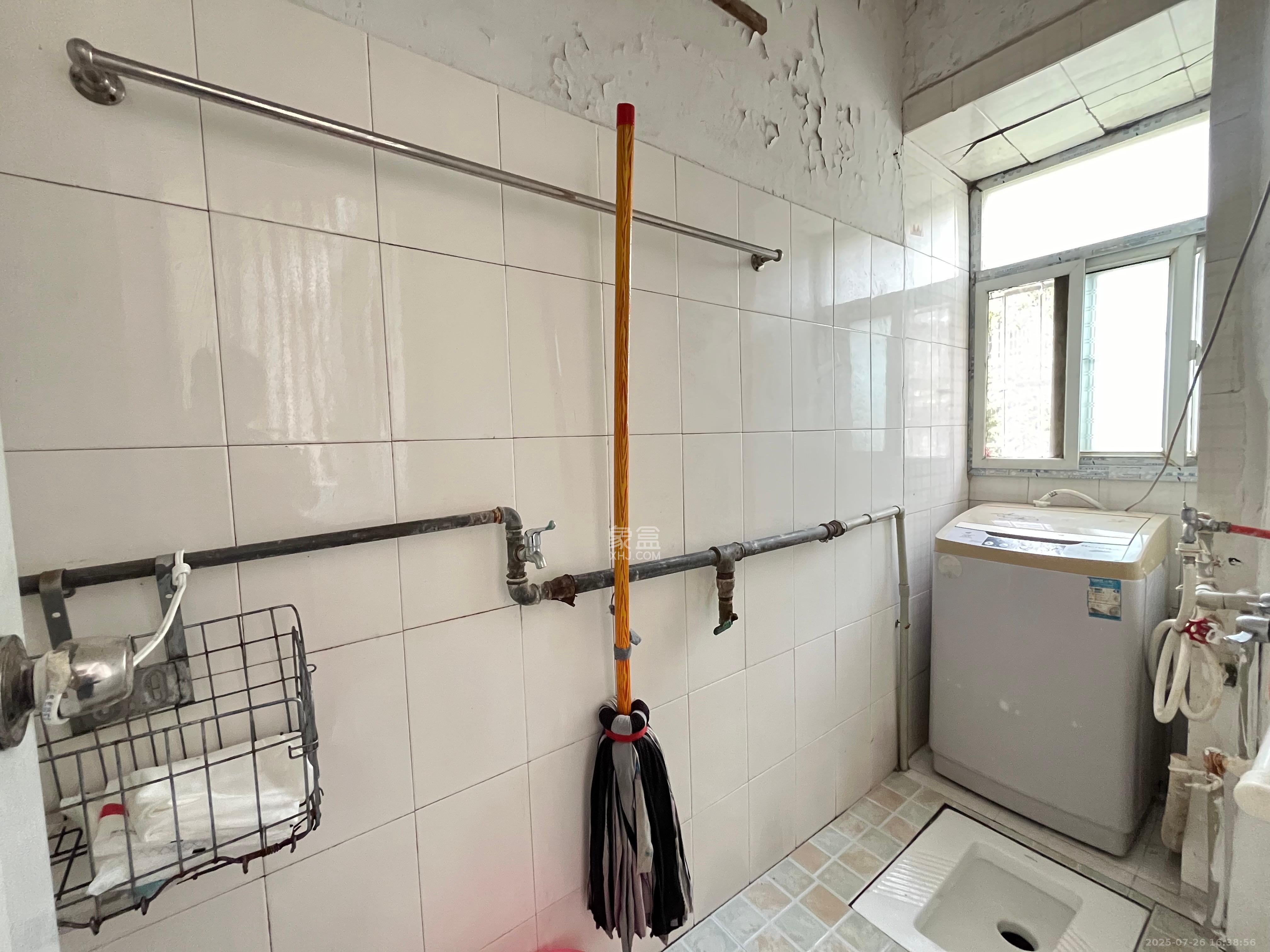 望麓桥回收公司院内 1室0厅0卫 1550.0元/月 望麓桥回收公司院内 1室0厅0卫 1550.0元/月室内图