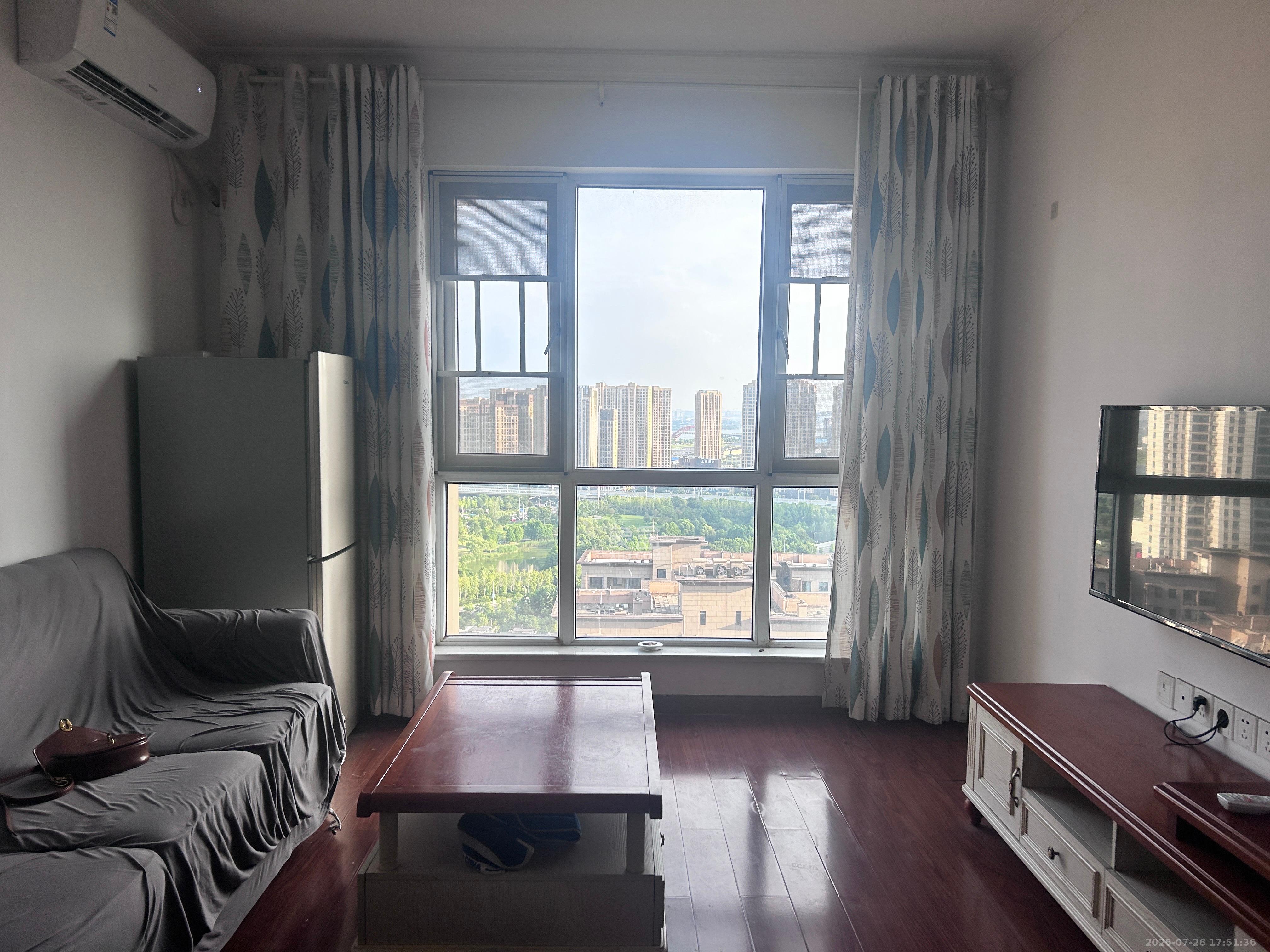 COCO蜜城  1室0厅0卫    2400.0元/月 COCO蜜城  1室0厅0卫    2400.0元/月室内图