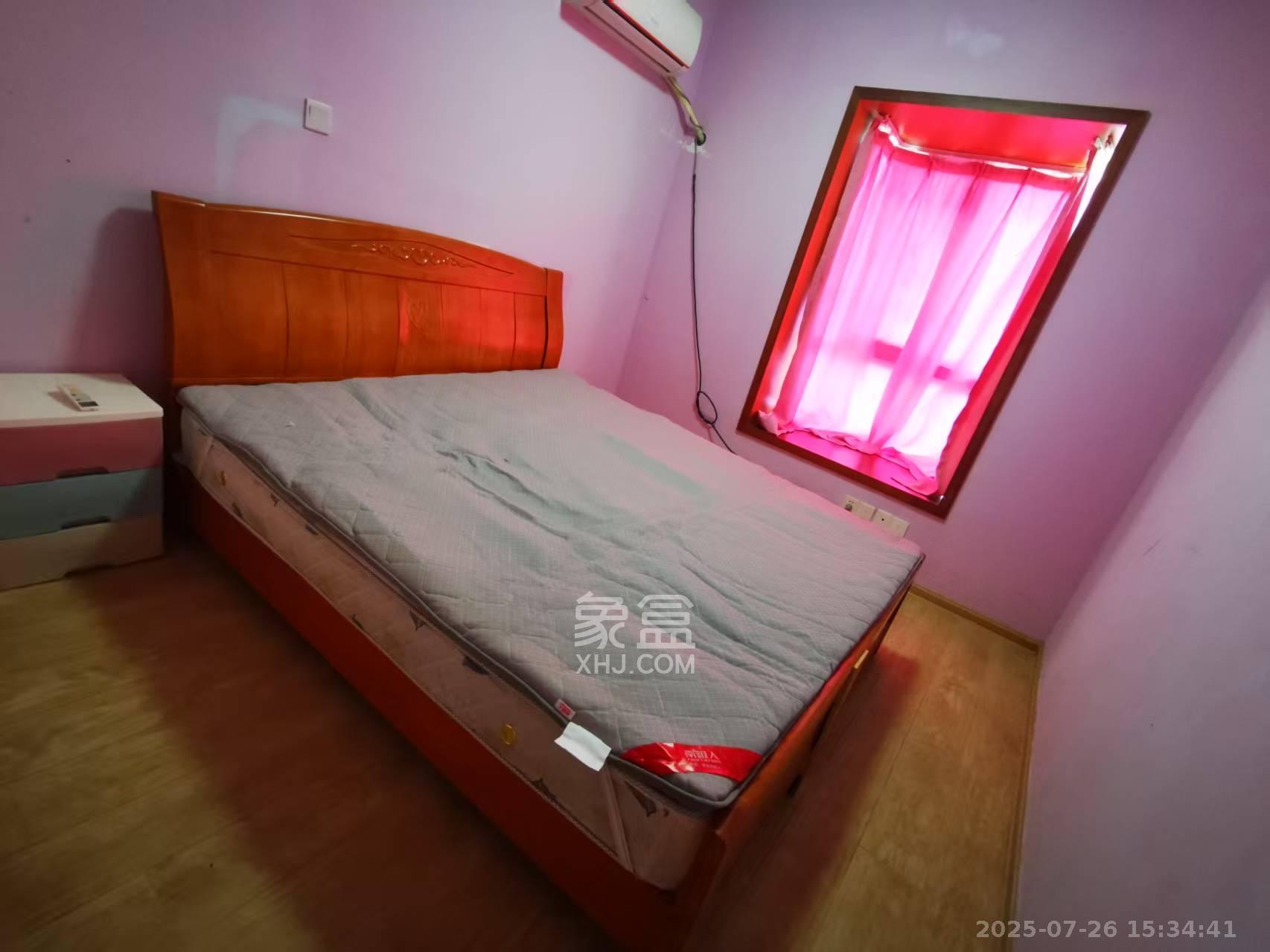 恒丰佳星园 3室2厅2卫 2600.0元/月 恒丰佳星园 3室2厅2卫 2600.0元/月室内图